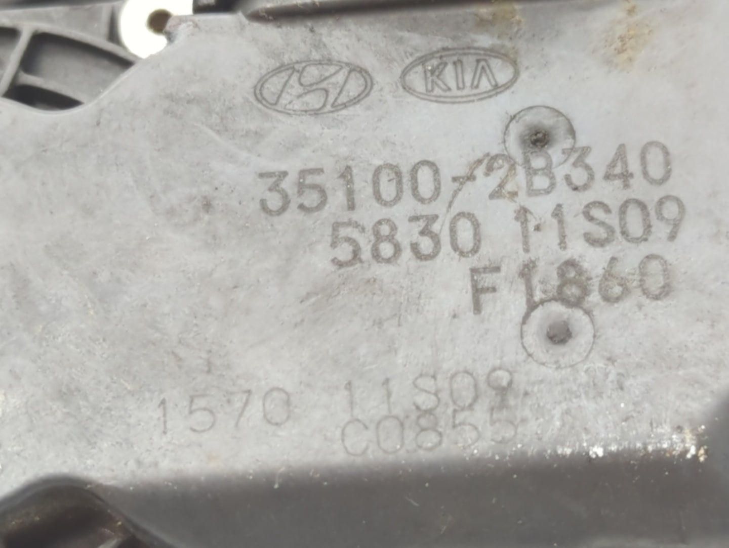 2015-2020 Hyundai Veloster Throttle Body P/N:35100-2B340 Fits Fits 2015 2016 2017 2018 2019 2020 2021 2022 OEM Used Auto Par