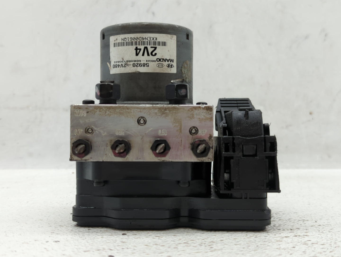 2015-2017 Hyundai Veloster ABS Pump Control Module Replacement P/N:58920-2V480 Fits Fits 2015 2016 2017 OEM Used Auto Parts 