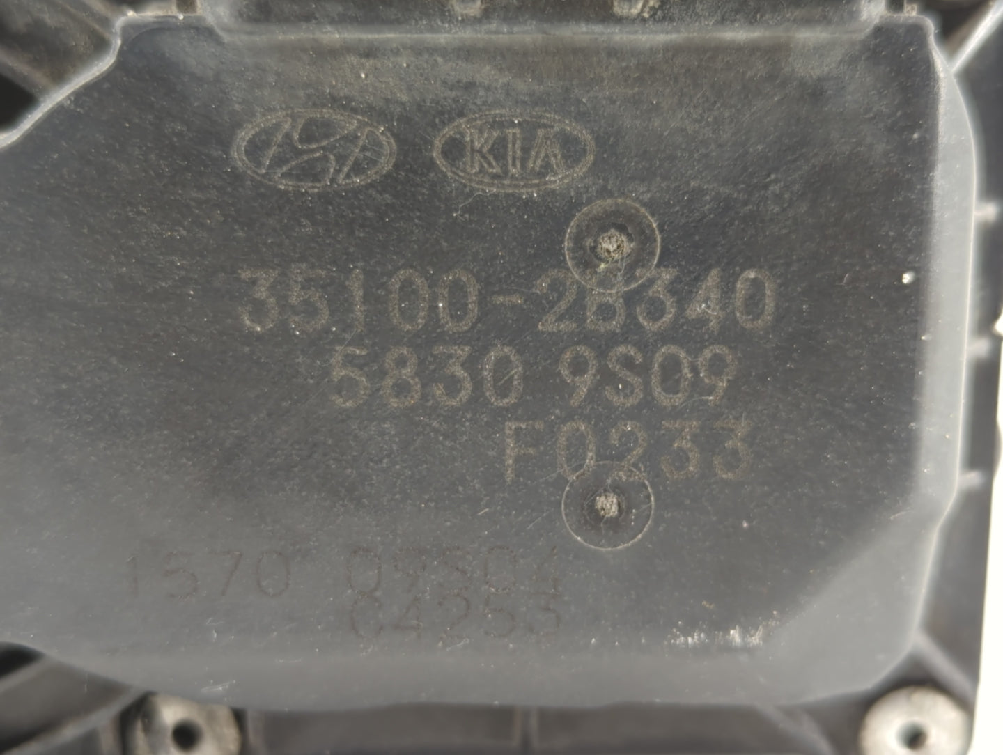 2015-2020 Hyundai Veloster Throttle Body P/N:35100-2B340 Fits Fits 2015 2016 2017 2018 2019 2020 2021 2022 OEM Used Auto Par