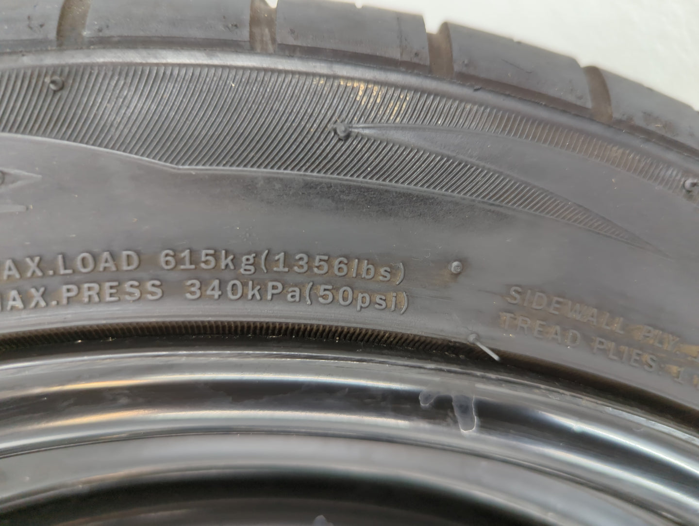 2016-2016 Hyundai Veloster Spare Donut Tire Wheel Rim Oem - Oemusedautoparts1.com