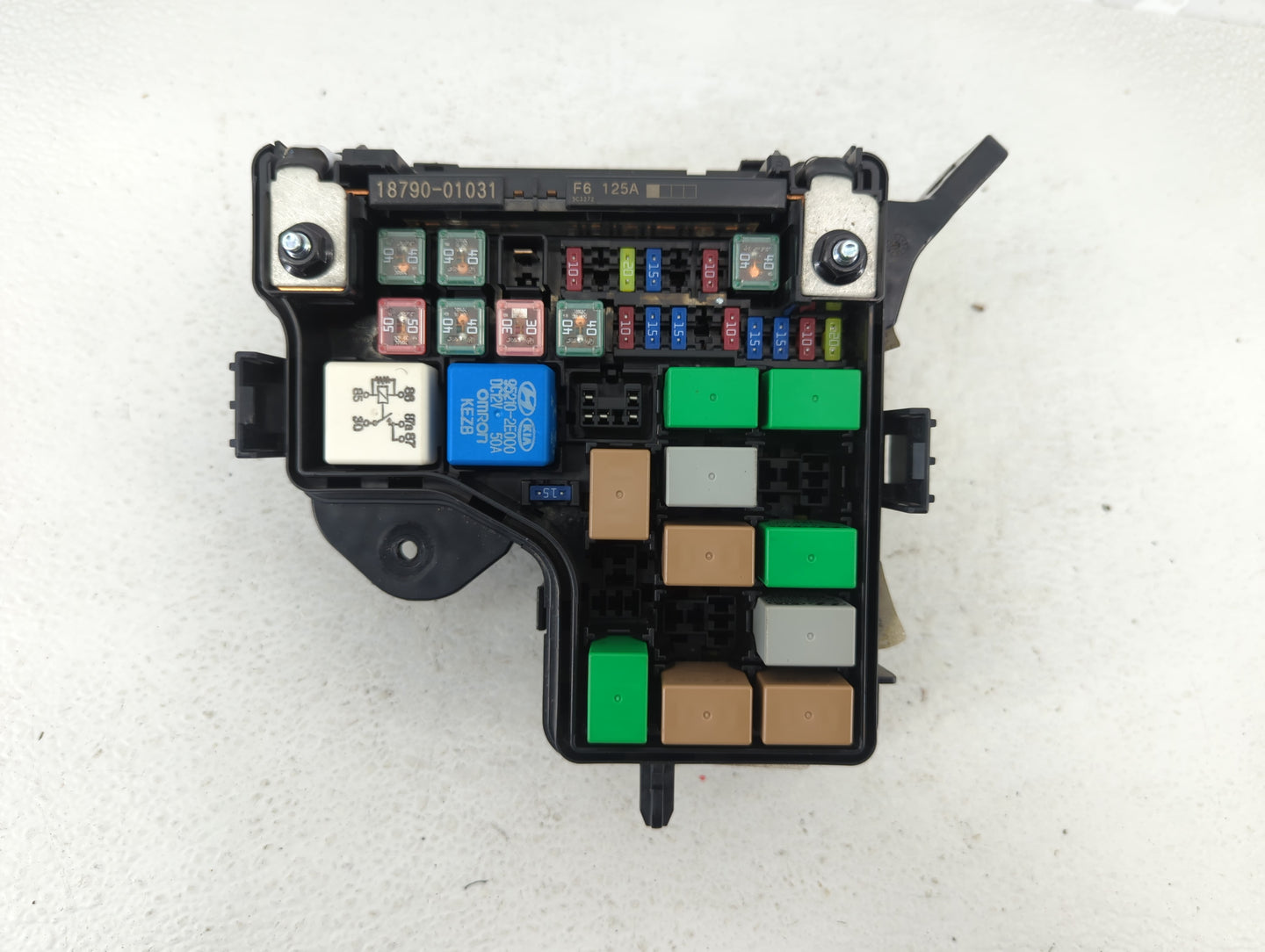 2016-2017 Hyundai Veloster Fusebox Fuse Box Panel Relay Module P/N:91305 L949 Fits Fits 2016 2017 OEM Used Auto Parts - Oemu
