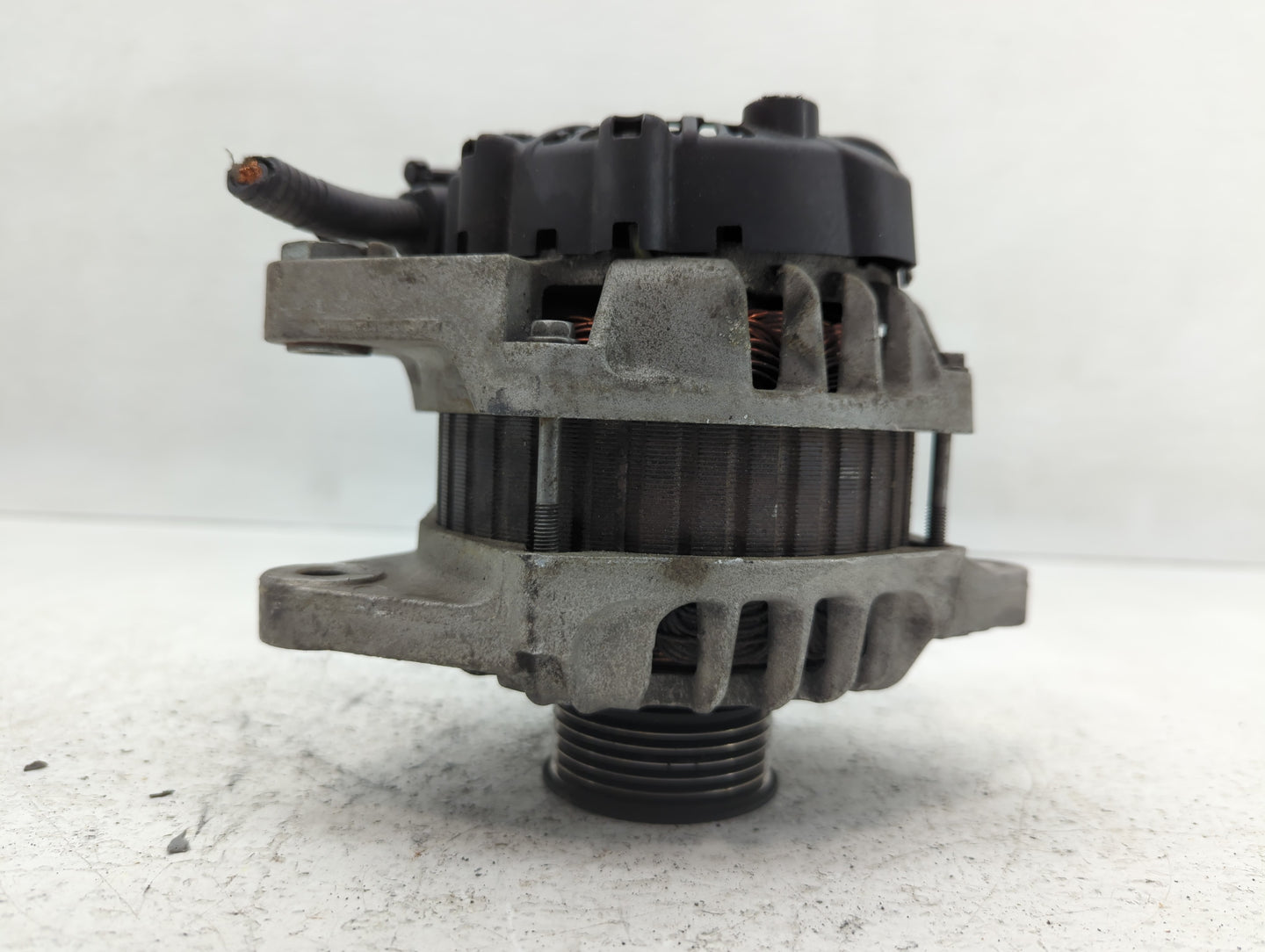 2012-2017 Hyundai Veloster Alternator Replacement Generator Charging Assembly Engine OEM P/N:37300-2B510 Fits OEM Used Auto 