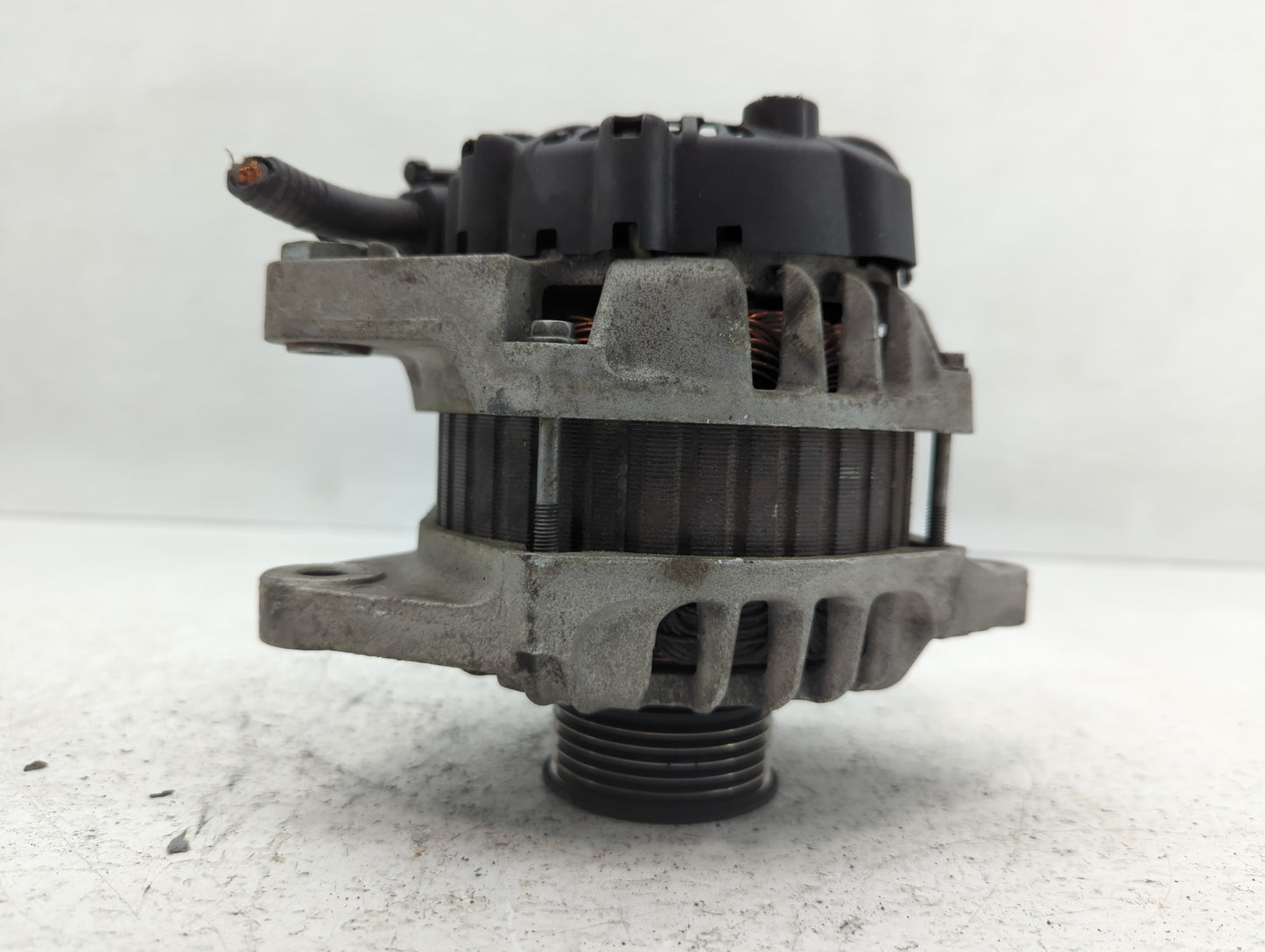 2012-2017 Hyundai Veloster Alternator Replacement Generator Charging Assembly Engine OEM P/N:37300-2B510 Fits OEM Used Auto 