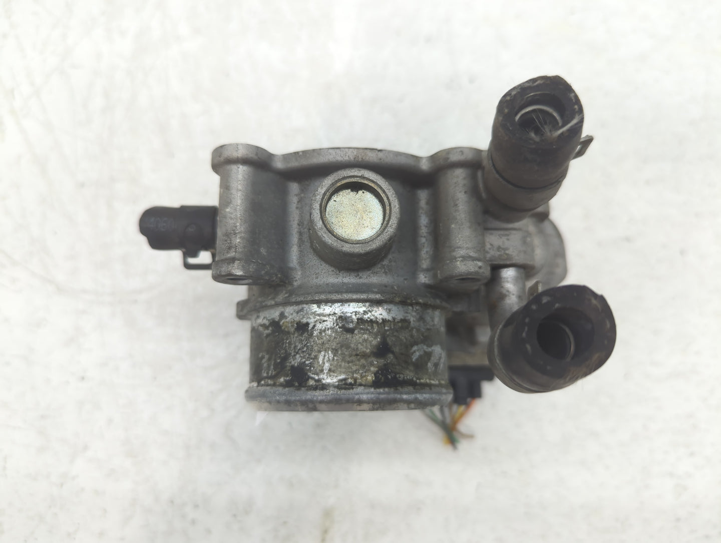 2015-2020 Hyundai Veloster Throttle Body P/N:8530 1610 35100-2B3 Fits Fits 2015 2016 2017 2018 2019 2020 2021 2022 OEM Used 
