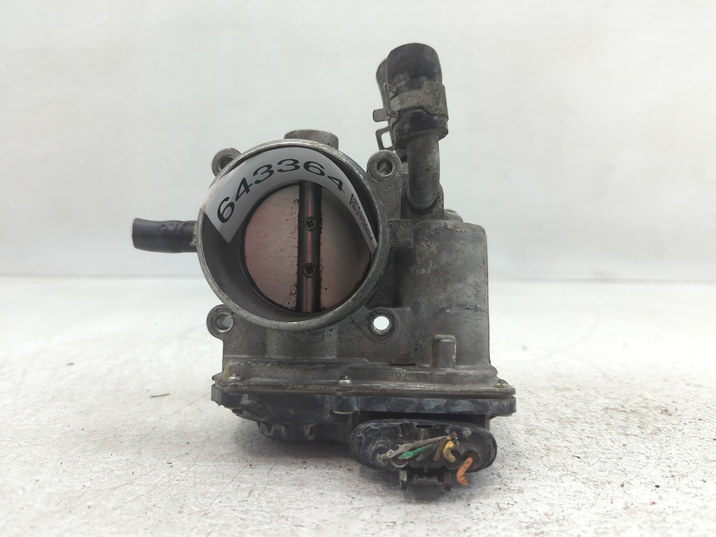 2015-2020 Hyundai Veloster Throttle Body P/N:35100-2B340 Fits Fits 2015 2016 2017 2018 2019 2020 2021 2022 OEM Used Auto Par