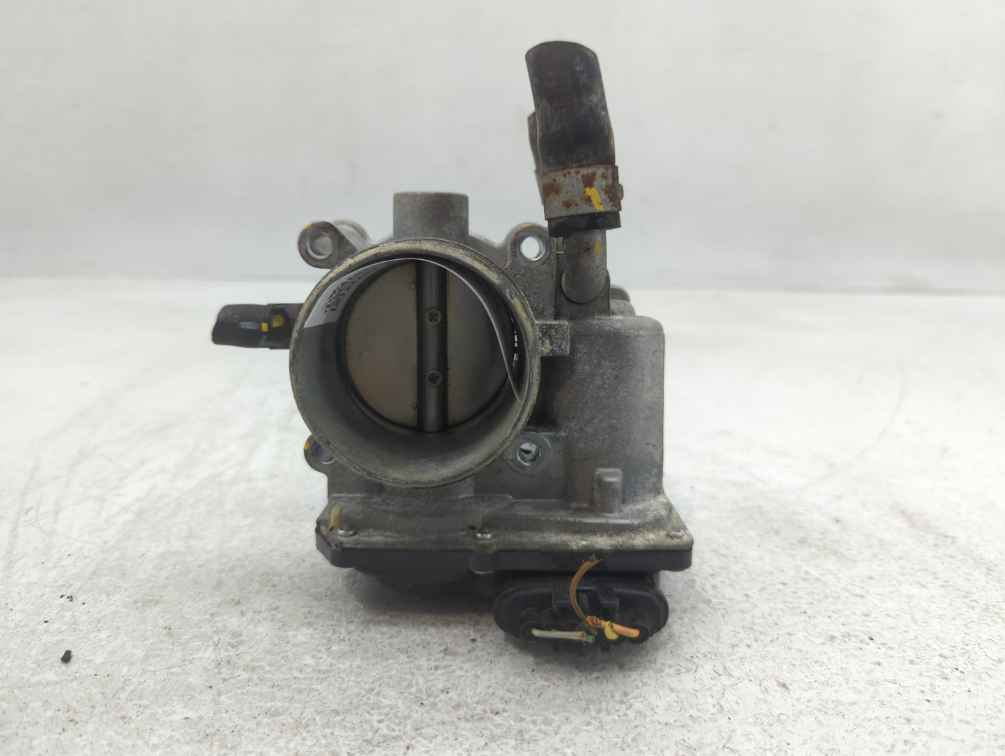 2015-2020 Hyundai Veloster Throttle Body P/N:35100-2B340 Fits Fits 2015 2016 2017 2018 2019 2020 2021 2022 OEM Used Auto Par