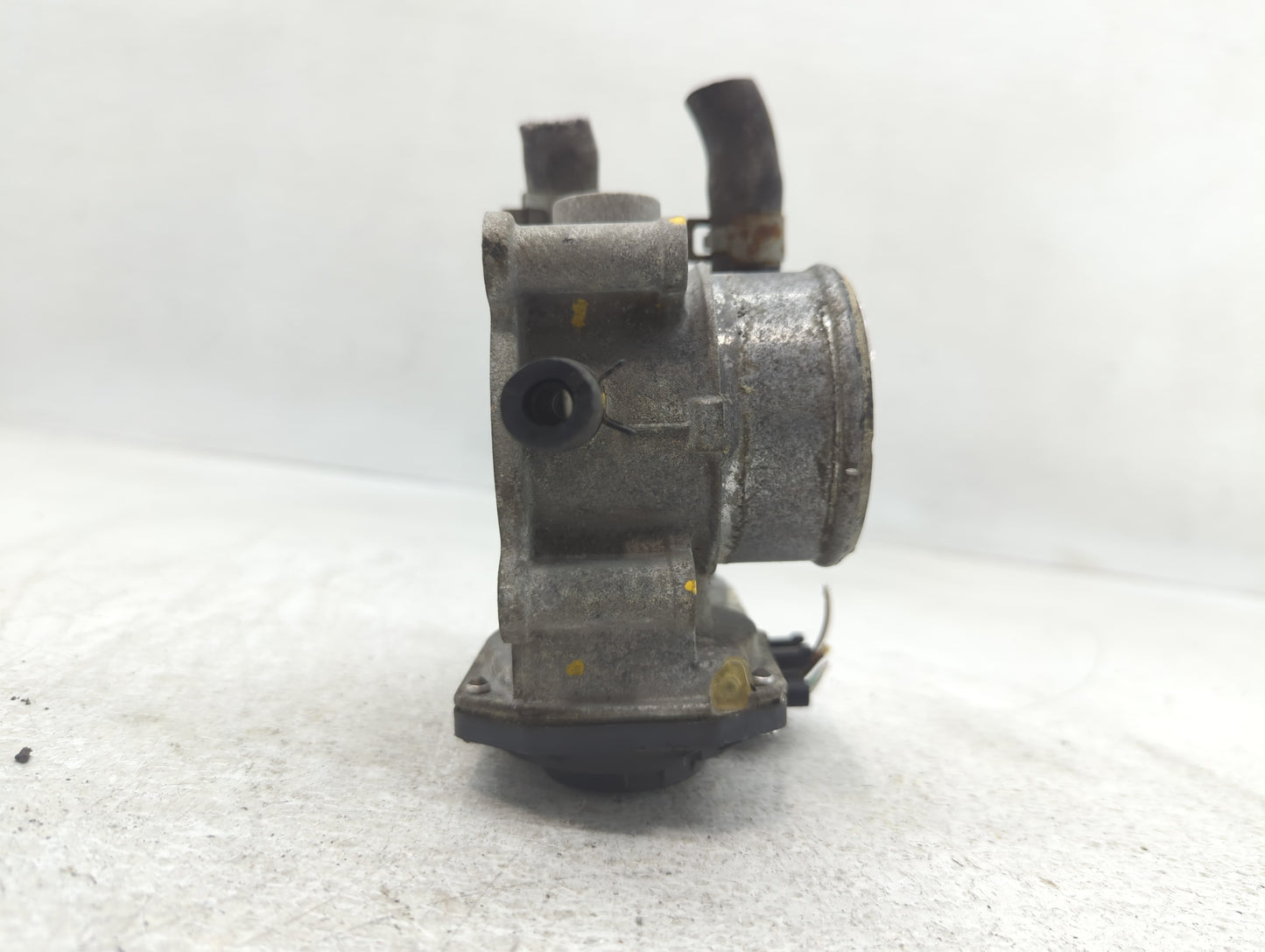 2015-2020 Hyundai Veloster Throttle Body P/N:35100-2B340 Fits Fits 2015 2016 2017 2018 2019 2020 2021 2022 OEM Used Auto Par