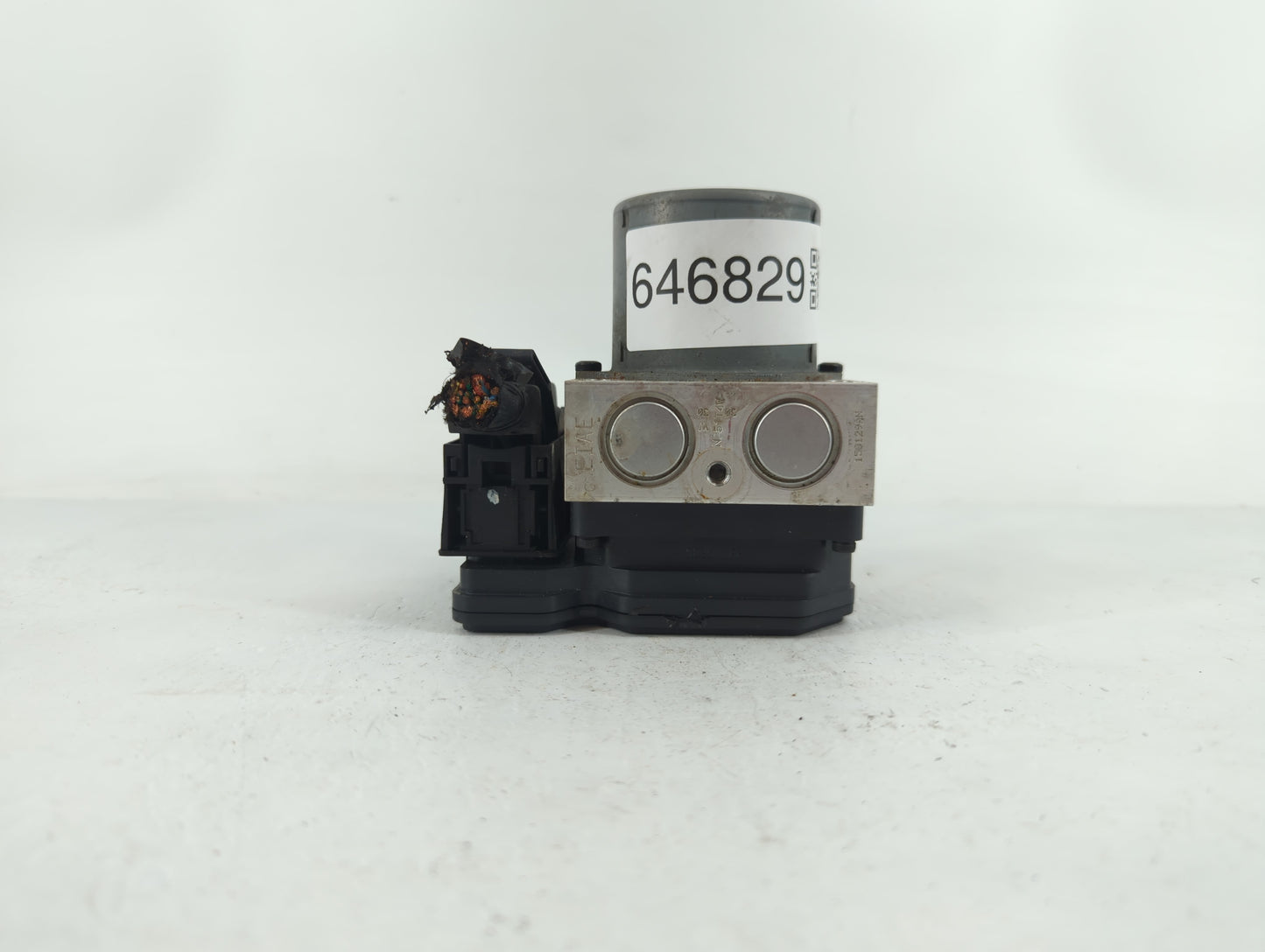 2015-2017 Hyundai Veloster ABS Pump Control Module Replacement P/N:58920-2S820 Fits Fits 2015 2016 2017 OEM Used Auto Parts 