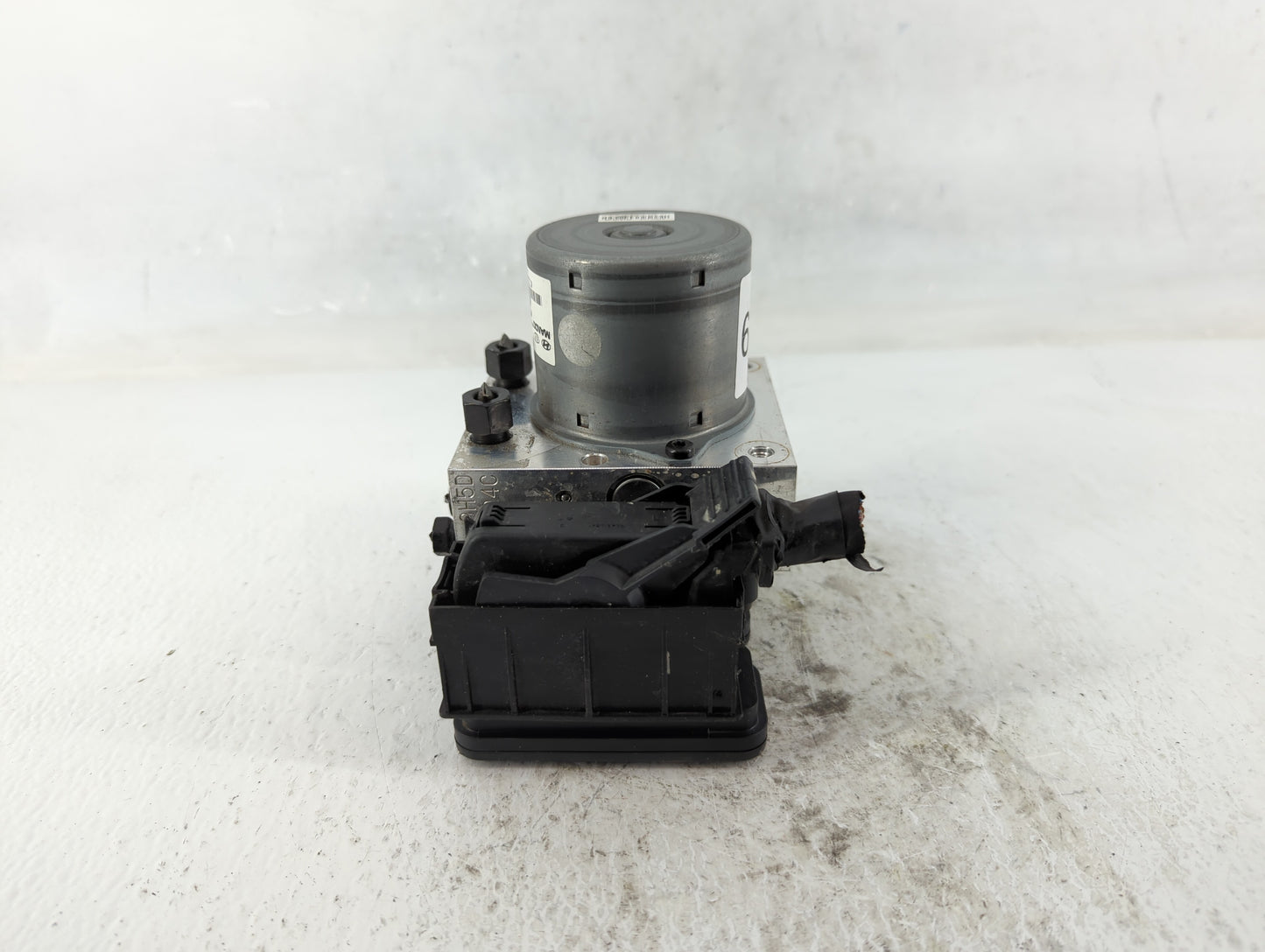 2015-2017 Hyundai Veloster ABS Pump Control Module Replacement P/N:58920-2V480 Fits Fits 2015 2016 2017 OEM Used Auto Parts 