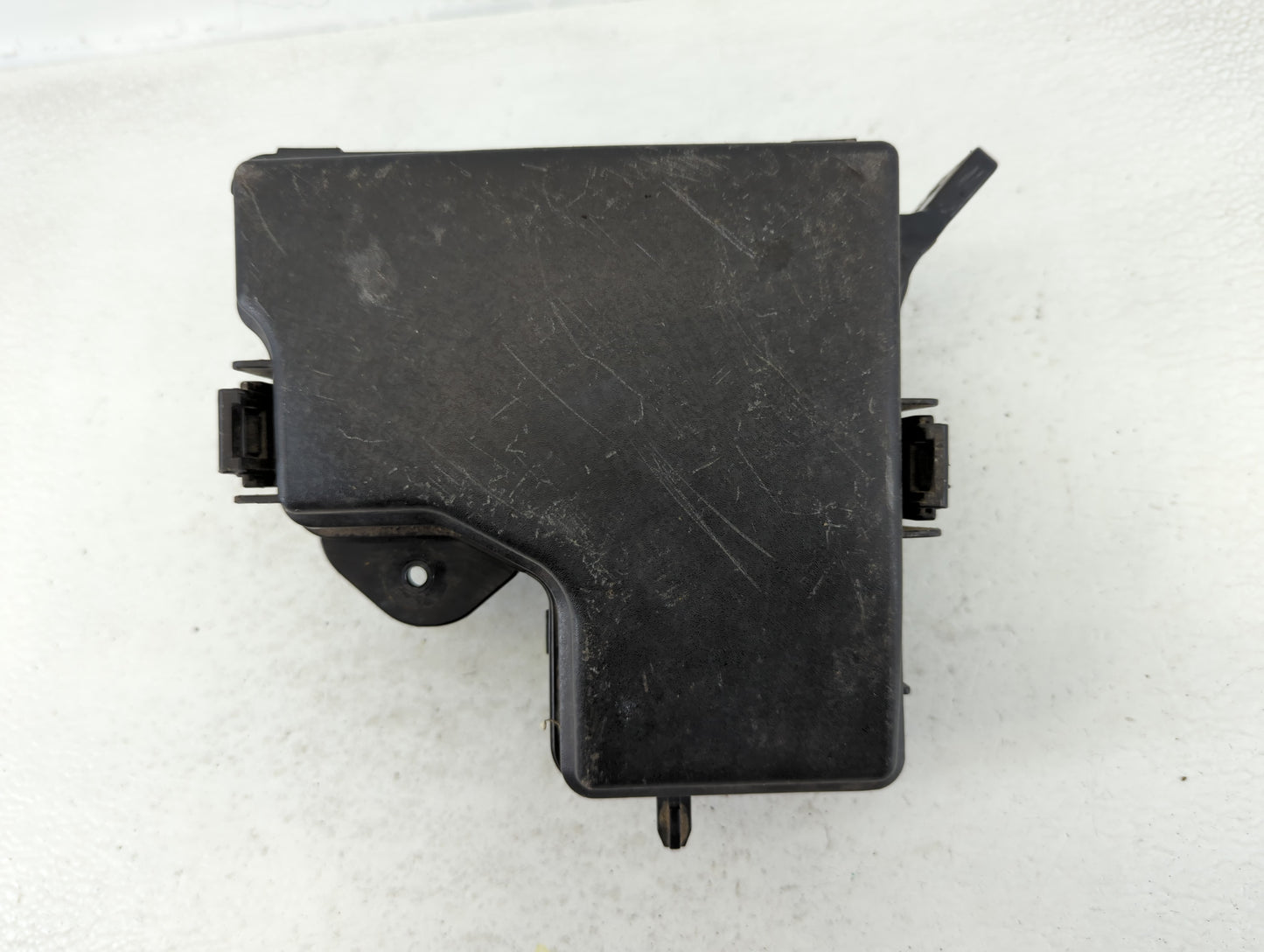 2016-2017 Hyundai Veloster Fusebox Fuse Box Panel Relay Module P/N:L865 91301 2V017 Fits Fits 2016 2017 OEM Used Auto Parts 