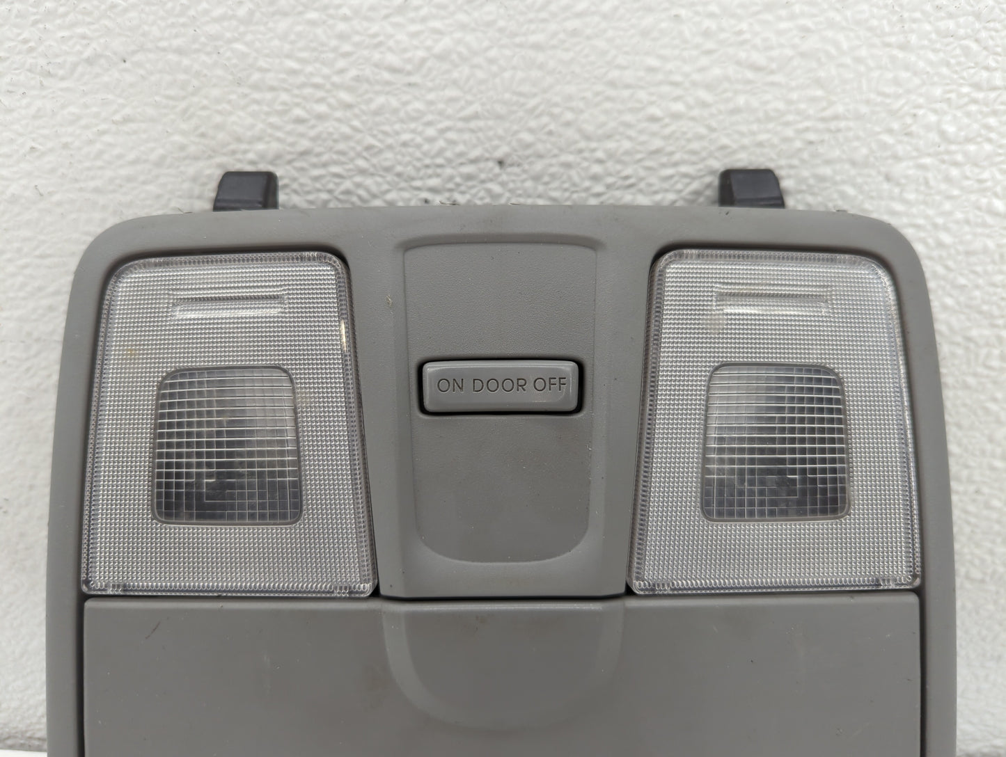 2016 Hyundai Veloster Overhead Roof Console - Oemusedautoparts1.com
