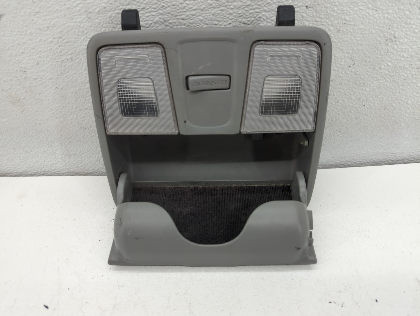 2016 Hyundai Veloster Overhead Roof Console - Oemusedautoparts1.com