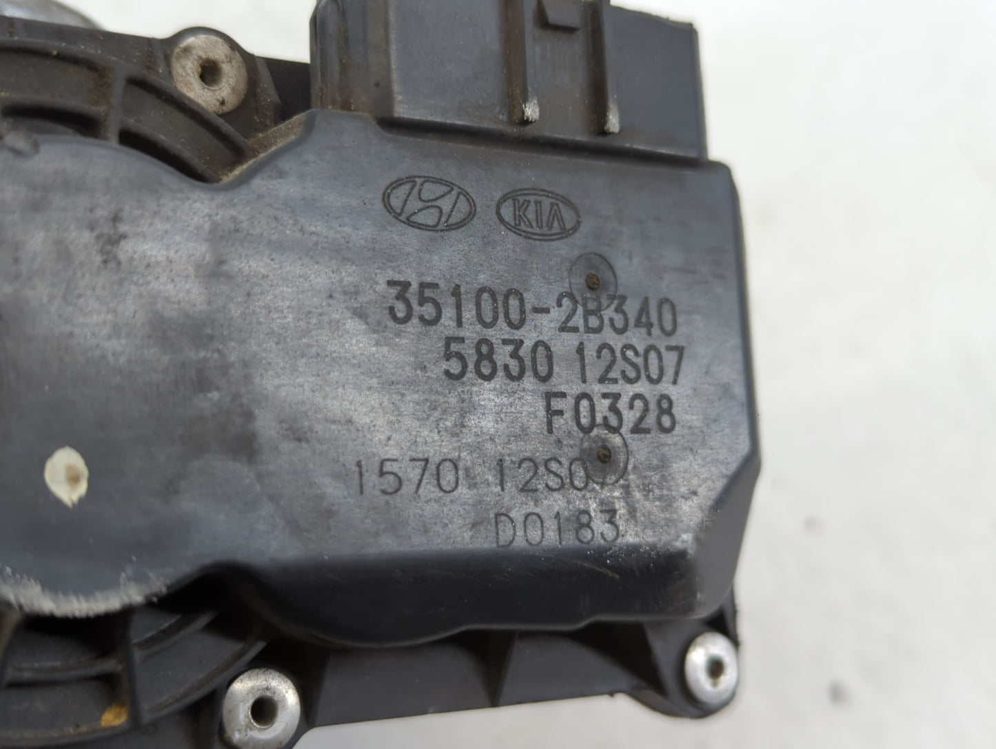 2015-2020 Hyundai Veloster Throttle Body P/N:35100-28340 Fits Fits 2015 2016 2017 2018 2019 2020 2021 2022 OEM Used Auto Par