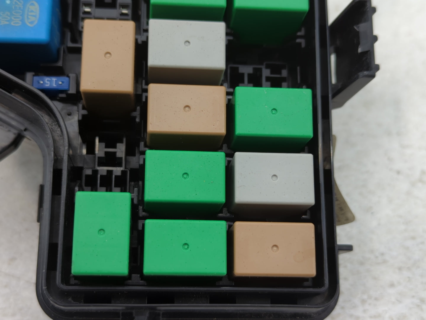 2015-2017 Hyundai Veloster Fusebox Fuse Box Panel Relay Module P/N:N91301-2V137 Fits Fits 2015 2016 2017 OEM Used Auto Parts
