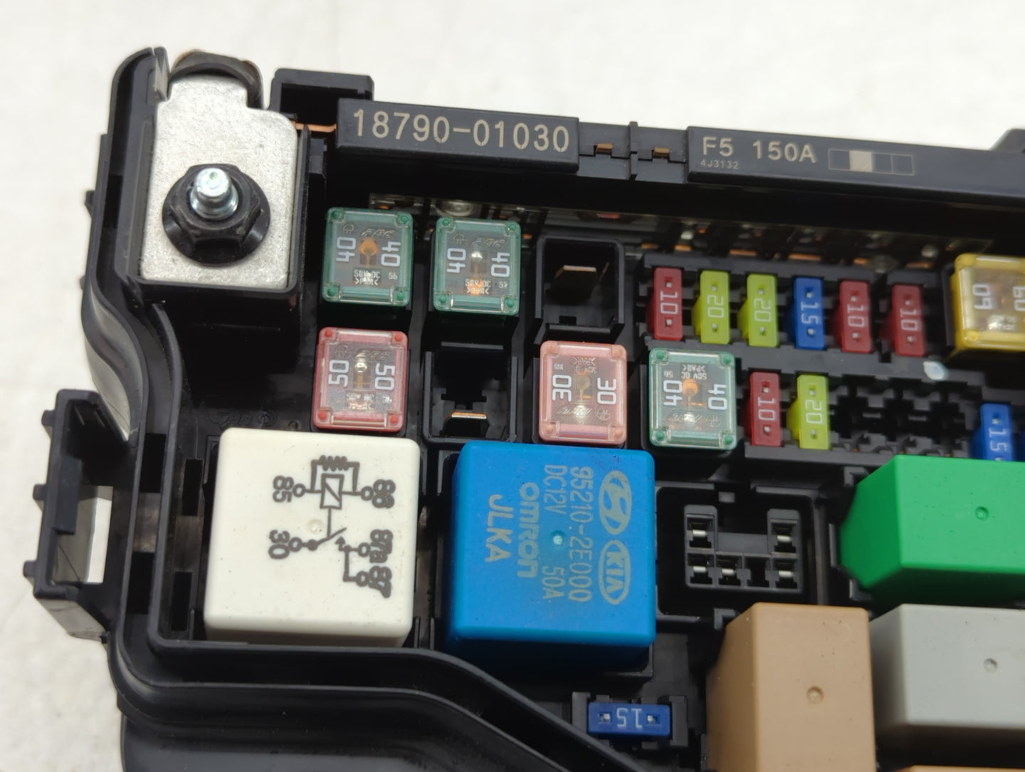 2015-2017 Hyundai Veloster Fusebox Fuse Box Panel Relay Module P/N:N91301-2V137 Fits Fits 2015 2016 2017 OEM Used Auto Parts