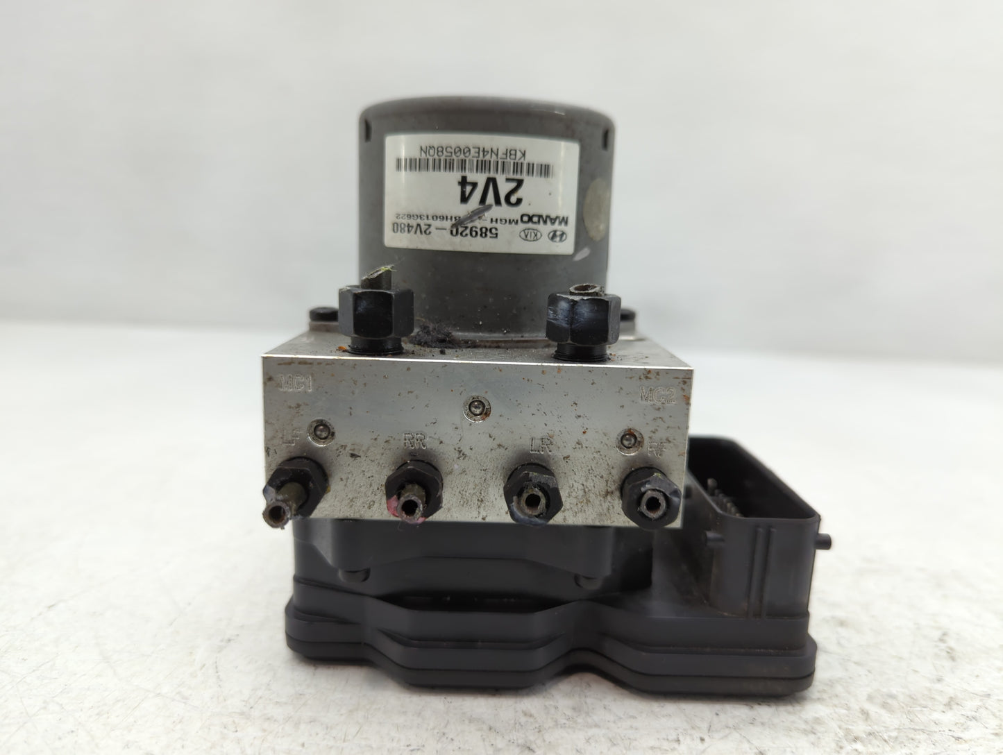 2015-2017 Hyundai Veloster ABS Pump Control Module Replacement P/N:58920-2V480 Fits Fits 2015 2016 2017 OEM Used Auto Parts 
