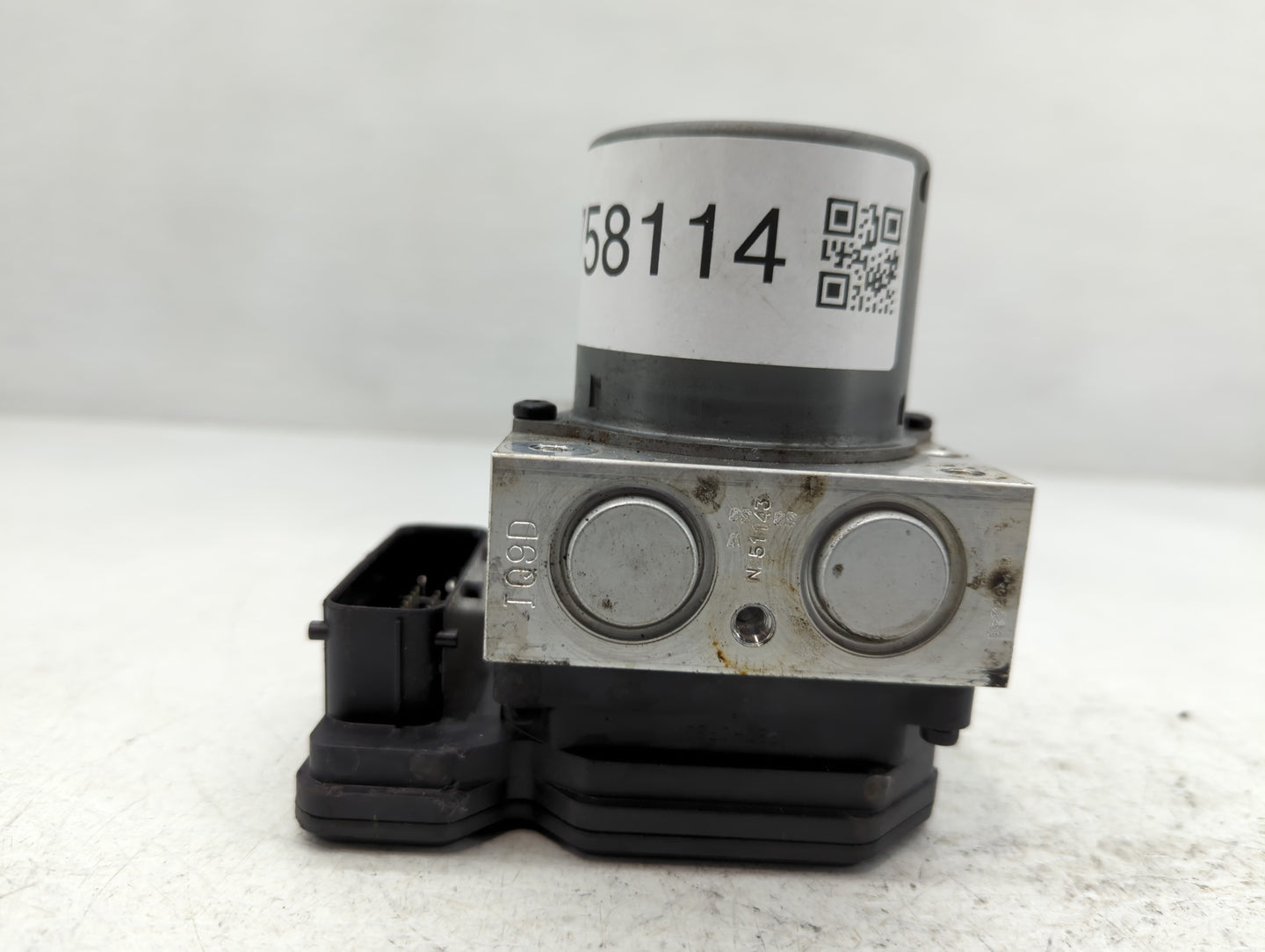 2015-2017 Hyundai Veloster ABS Pump Control Module Replacement P/N:58920-2V480 Fits Fits 2015 2016 2017 OEM Used Auto Parts 