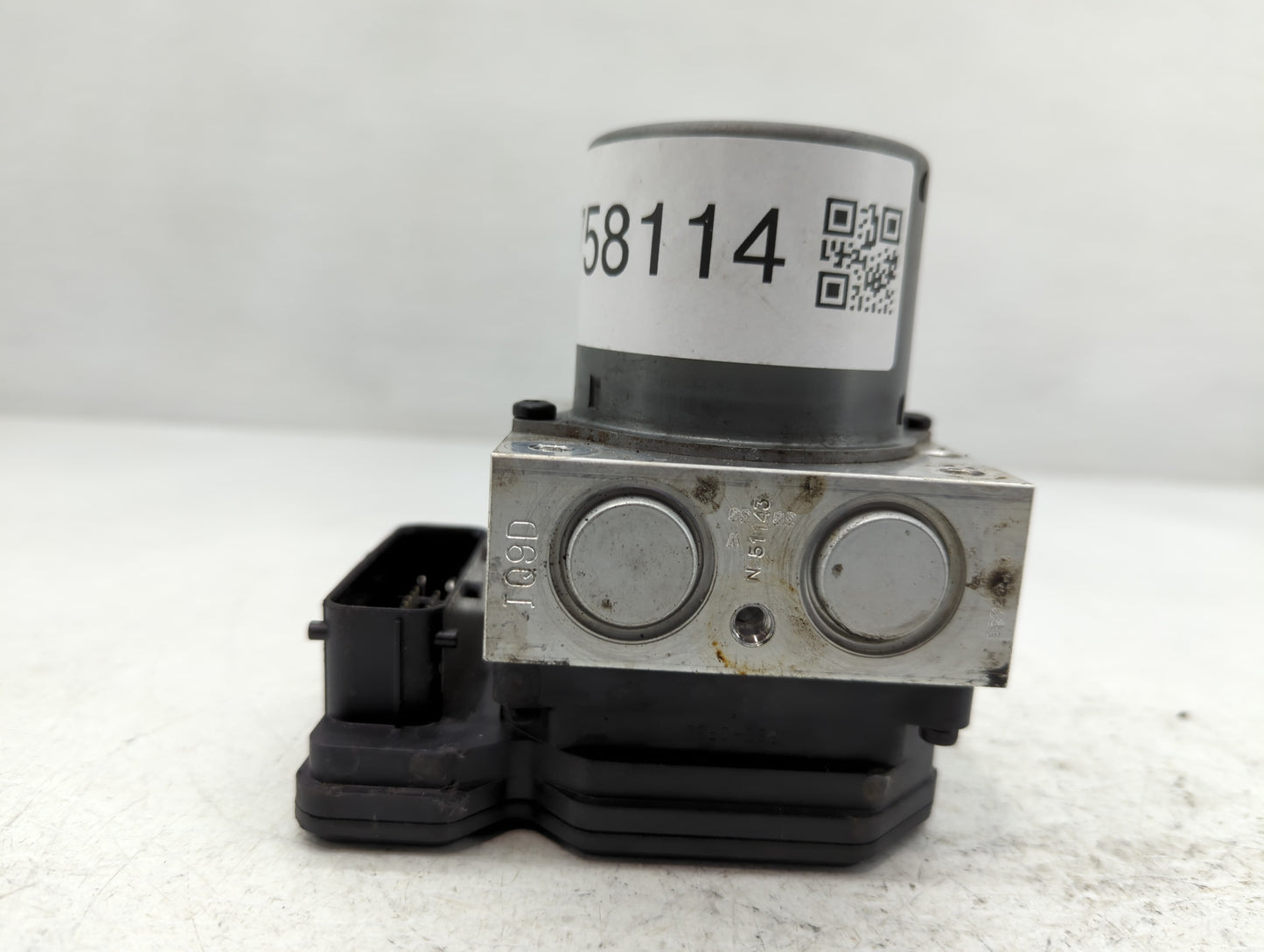 2015-2017 Hyundai Veloster ABS Pump Control Module Replacement P/N:58920-2V480 Fits Fits 2015 2016 2017 OEM Used Auto Parts 