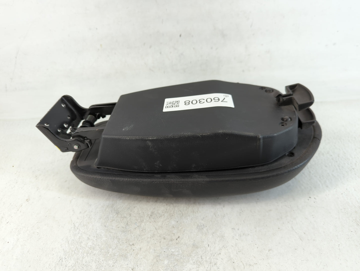 2016 Hyundai Veloster Center Console Armrest Cover Lid Fits OEM Used Auto Parts - Oemusedautoparts1.com