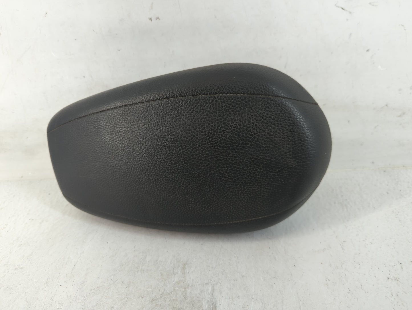 2012-2017 Hyundai Veloster Center Console Armrest Cover Lid Fits Fits 2012 2013 2014 2015 2016 2017 OEM Used Auto Parts - Oe