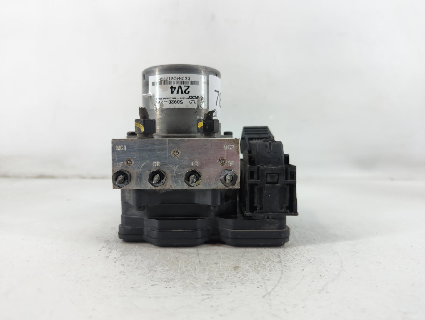 2015-2017 Hyundai Veloster ABS Pump Control Module Replacement P/N:58920-2V4 Fits Fits 2015 2016 2017 OEM Used Auto Parts - 