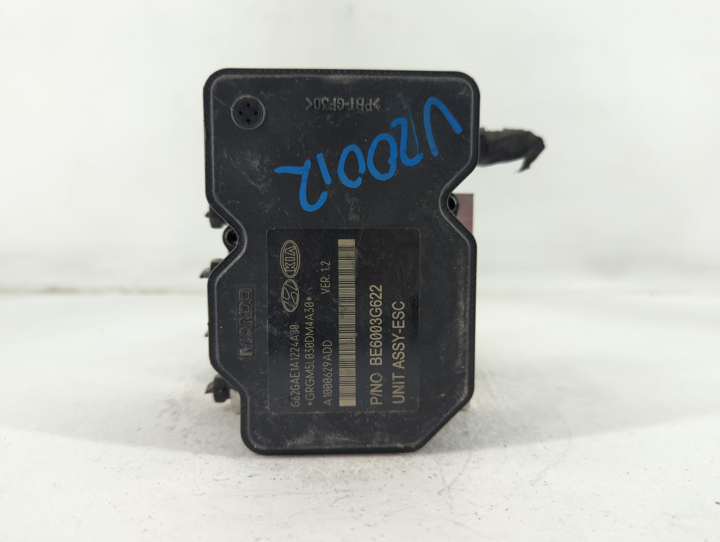 2015-2017 Hyundai Veloster ABS Pump Control Module Replacement P/N:58920-2V4 Fits Fits 2015 2016 2017 OEM Used Auto Parts - 