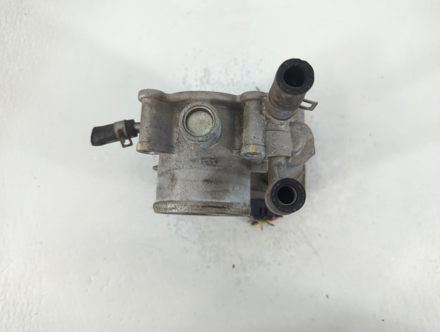 2012-2017 Hyundai Veloster Throttle Body P/N:5302 5S13 35100-2B300 Fits Fits 2012 2013 2014 2015 2016 2017 2018 2019 OEM Use