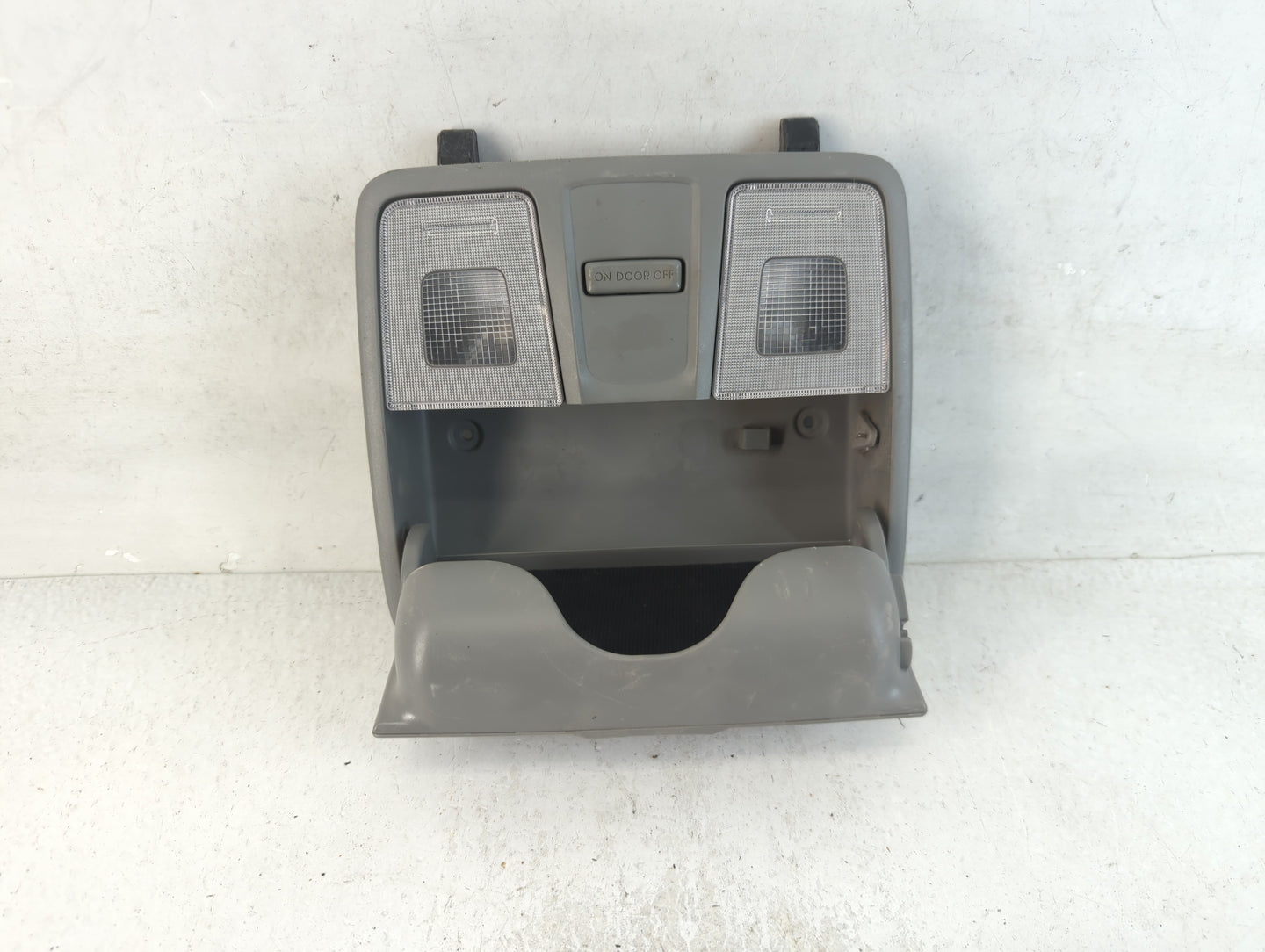 2016 Hyundai Veloster Overhead Roof Console - Oemusedautoparts1.com