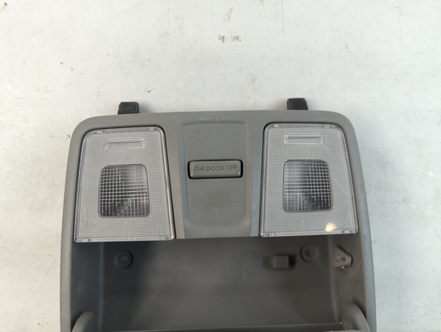 2016 Hyundai Veloster Overhead Roof Console - Oemusedautoparts1.com