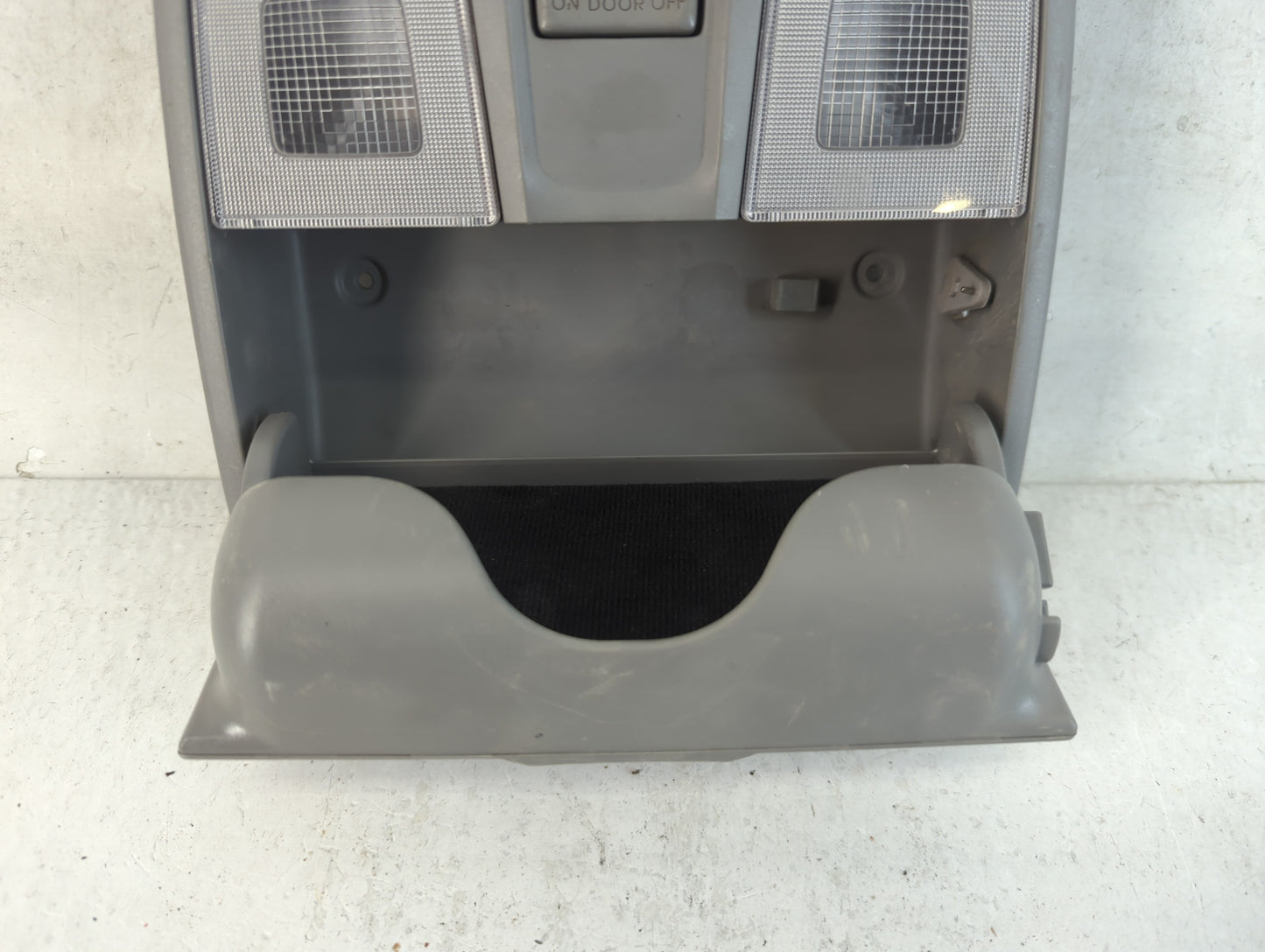 2016 Hyundai Veloster Overhead Roof Console - Oemusedautoparts1.com