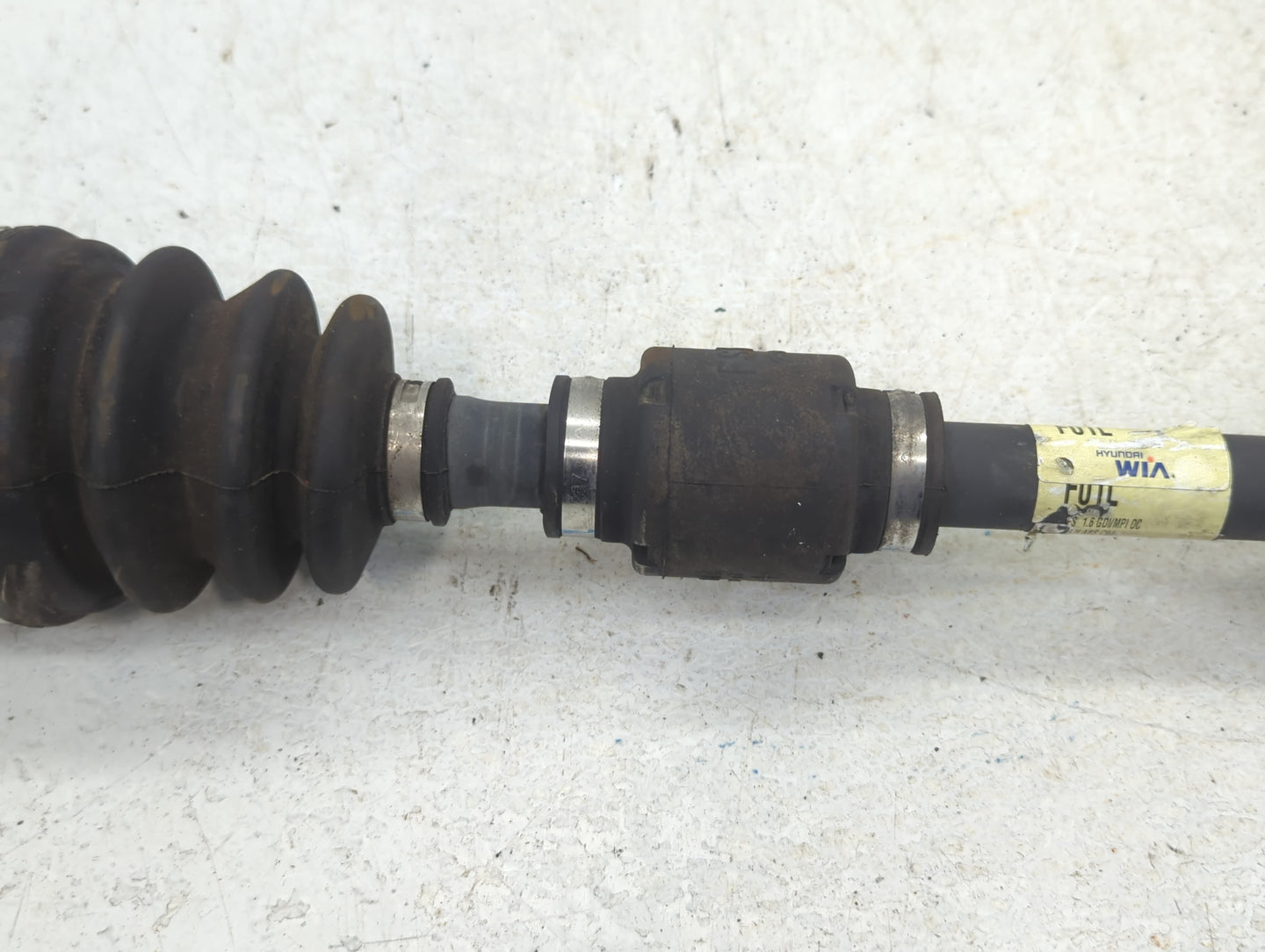 2012-2017 Hyundai Veloster Axle Shaft Front Driver Cv C/v - Oemusedautoparts1.com