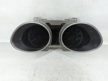 2016-2017 Hyundai Veloster Instrument Cluster Speedometer Gauges P/N:94031-2V240RDR Fits Fits 2016 2017 OEM Used Auto Parts 