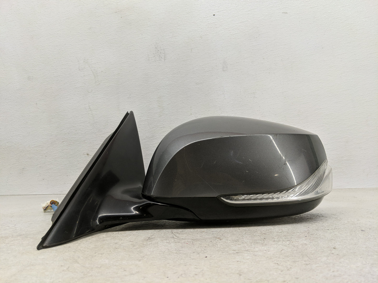 2016-2017 Infiniti Q50 Side Mirror Replacement Driver Left View Door Mirror P/N:E11038068 Fits Fits 2016 2017 OEM Used Auto 
