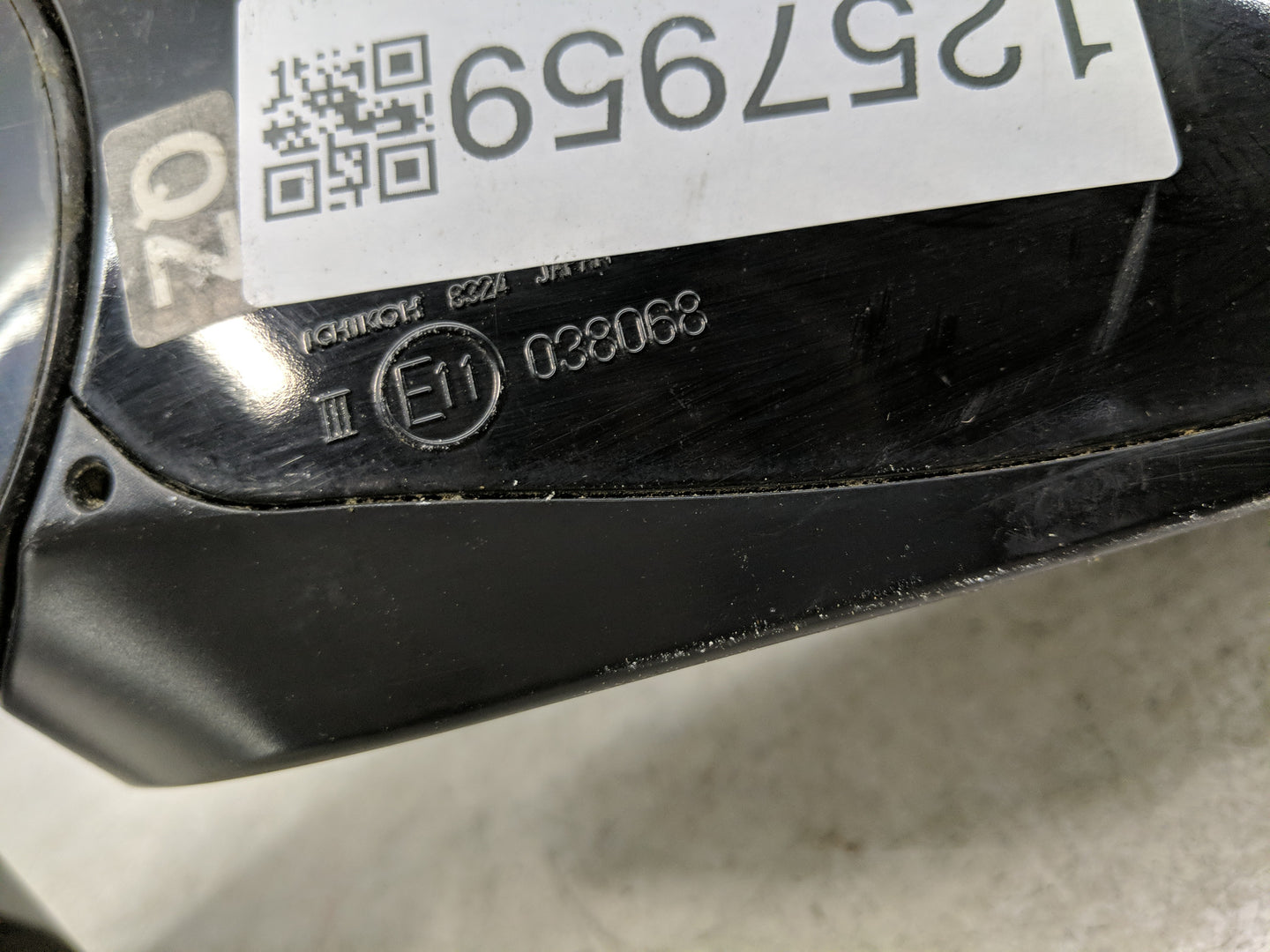 2016-2017 Infiniti Q50 Side Mirror Replacement Driver Left View Door Mirror P/N:E11038068 Fits Fits 2016 2017 OEM Used Auto 