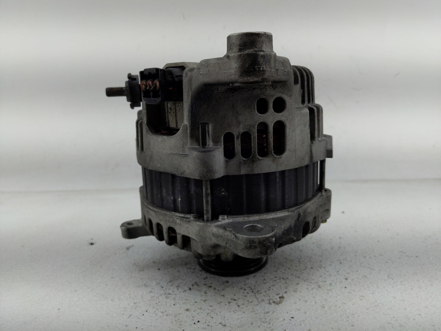 2016-2020 Infiniti Q50 Alternator Replacement Generator Charging Assembly Engine OEM P/N:23100 4HK6A Fits OEM Used Auto Part