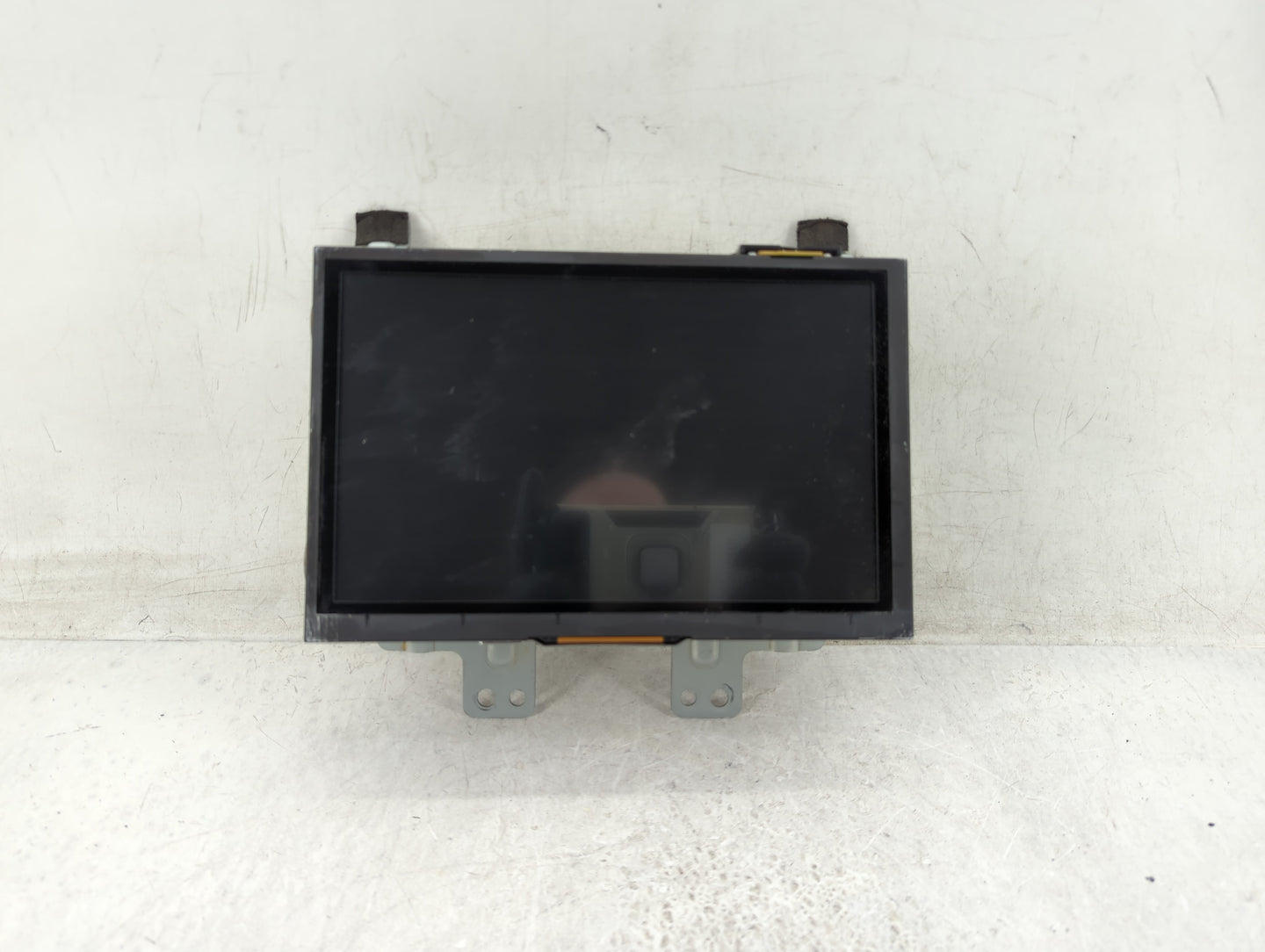 2016-2017 Infiniti Q50 Information Display Screen - Oemusedautoparts1.com