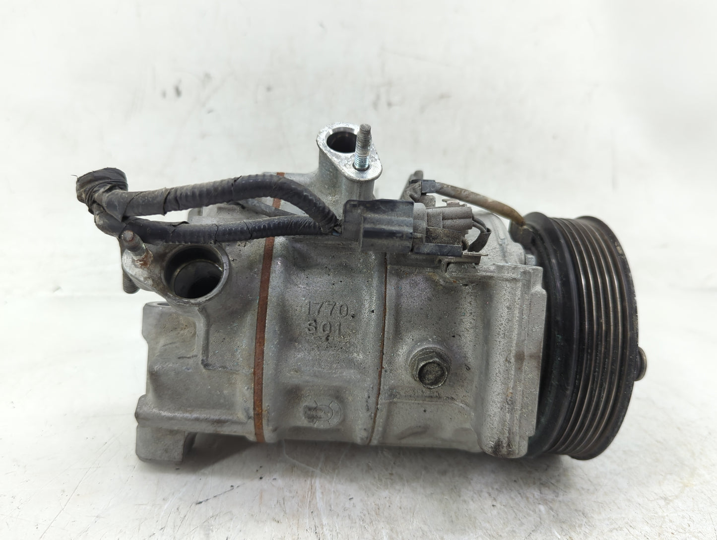 2016-2020 Infiniti Q50 Air Conditioning A/c Ac Compressor Oem - Oemusedautoparts1.com