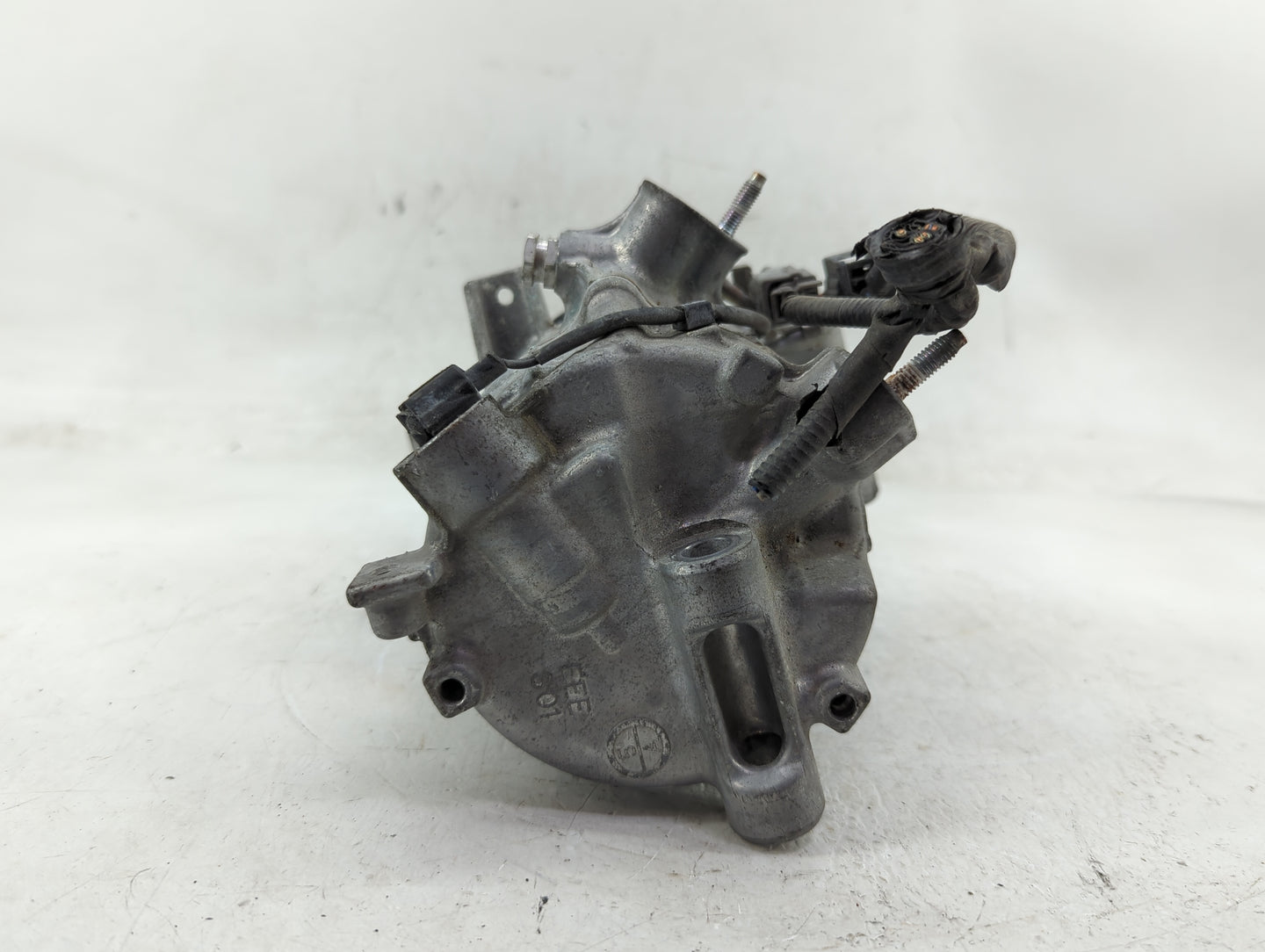2016-2020 Infiniti Q50 Air Conditioning A/c Ac Compressor Oem - Oemusedautoparts1.com