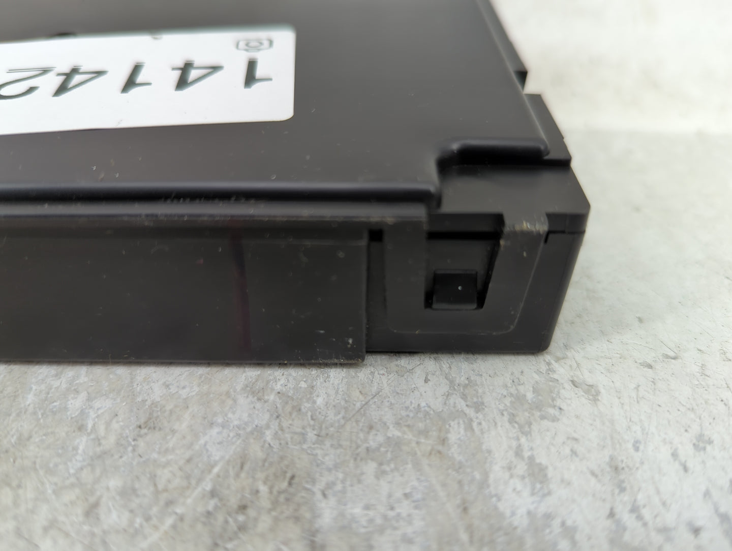 2016-2017 Infiniti Q50 Temperature Control Module 27760 5ch0a - Oemusedautoparts1.com