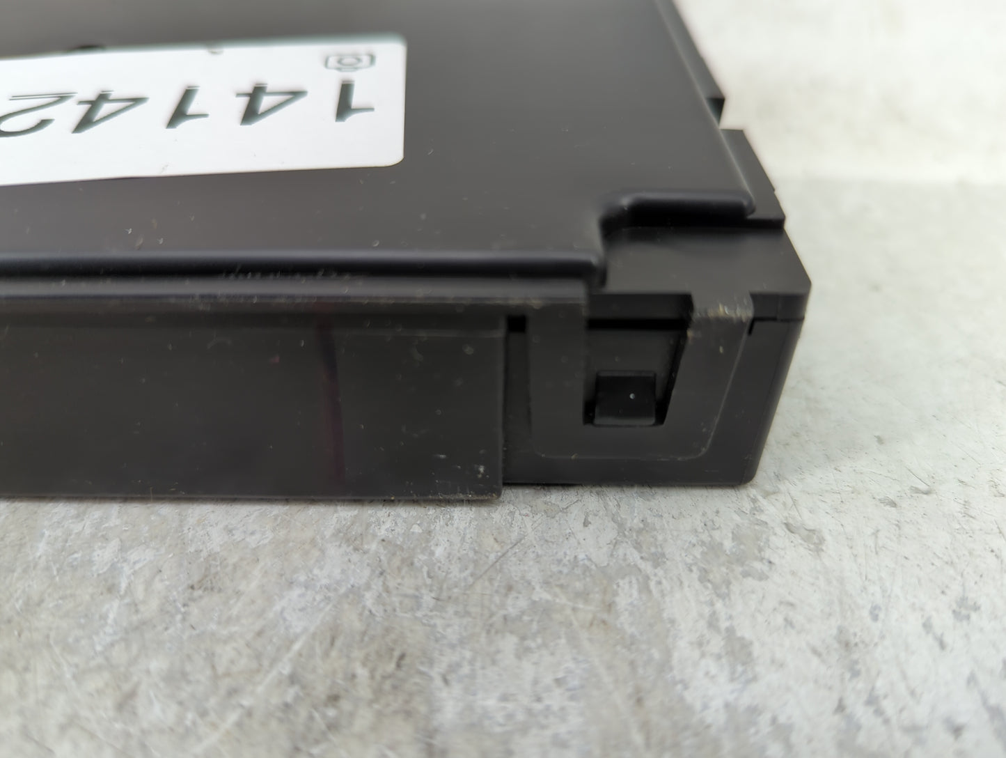 2016-2017 Infiniti Q50 Temperature Control Module 27760 5ch0a - Oemusedautoparts1.com