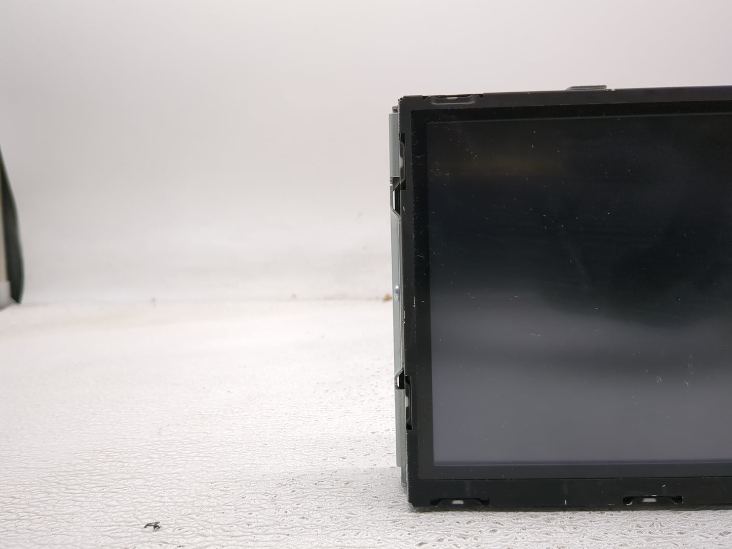 2016-2017 Infiniti Q50 Information Display Screen - Oemusedautoparts1.com
