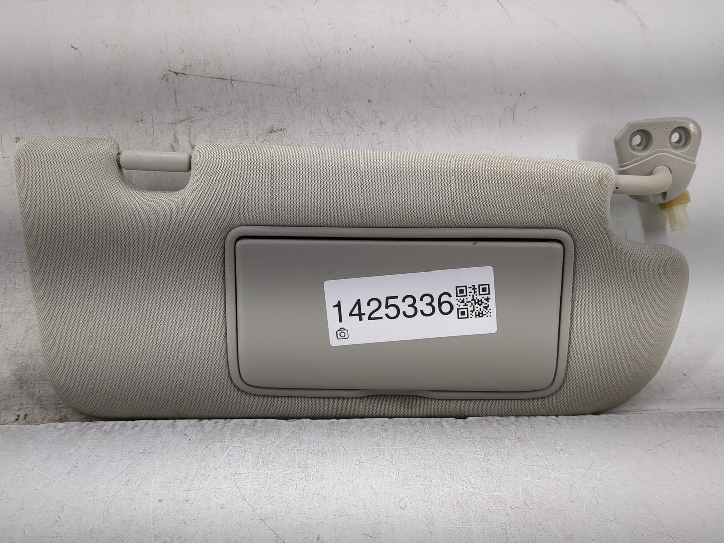 2014-2020 Infiniti Q50 Sun Visor Shade Replacement Passenger Right Mirror Fits Fits 2014 2015 2016 2017 2018 2019 2020 OEM U