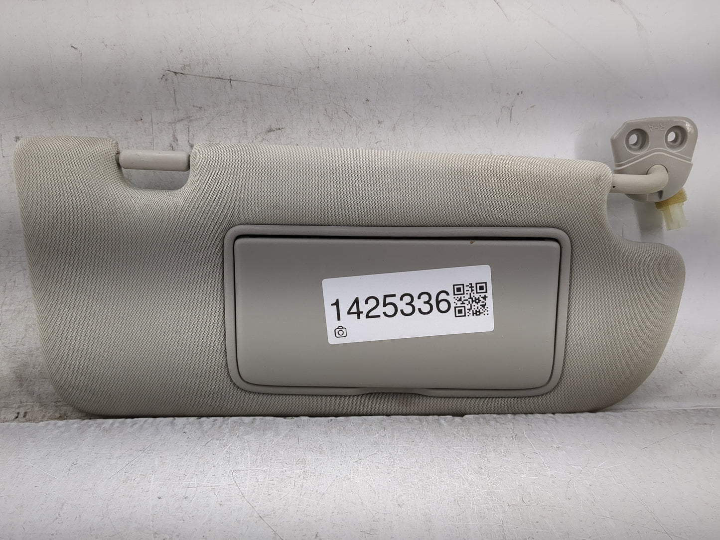 2014-2020 Infiniti Q50 Sun Visor Shade Replacement Passenger Right Mirror Fits Fits 2014 2015 2016 2017 2018 2019 2020 OEM U