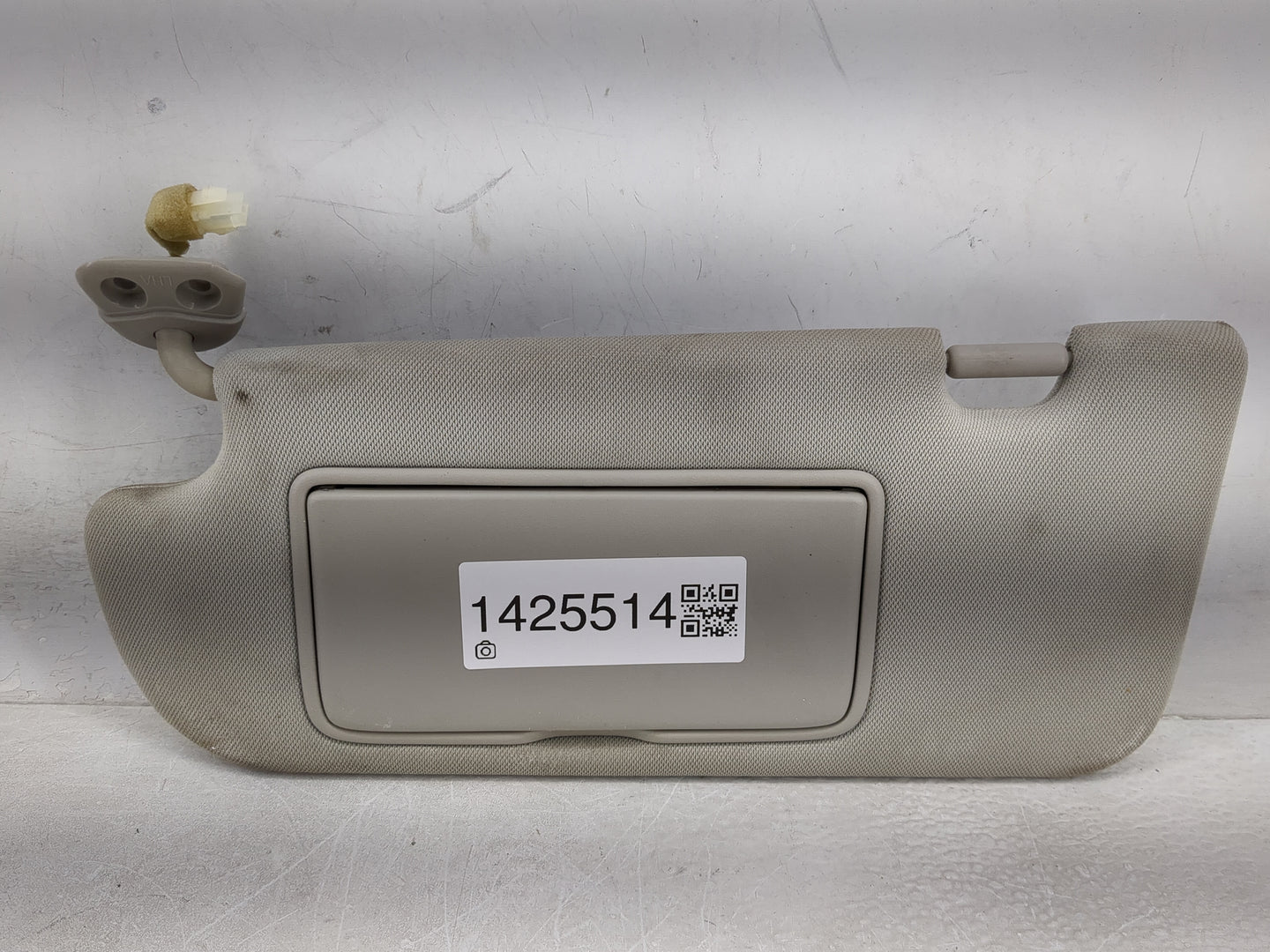 2014-2020 Infiniti Q50 Sun Visor Shade Replacement Passenger Right Mirror Fits Fits 2014 2015 2016 2017 2018 2019 2020 OEM U