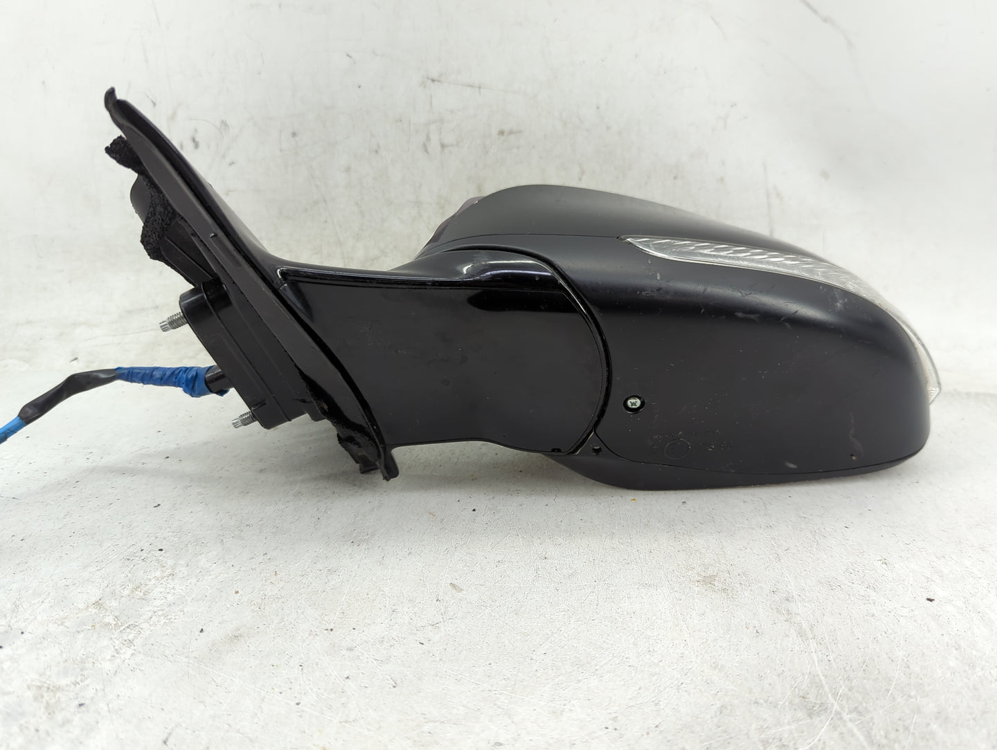 2014-2020 Infiniti Q50 Driver Side View Mirror - Left Door Mirror OEM Used - Oemusedautoparts1.com