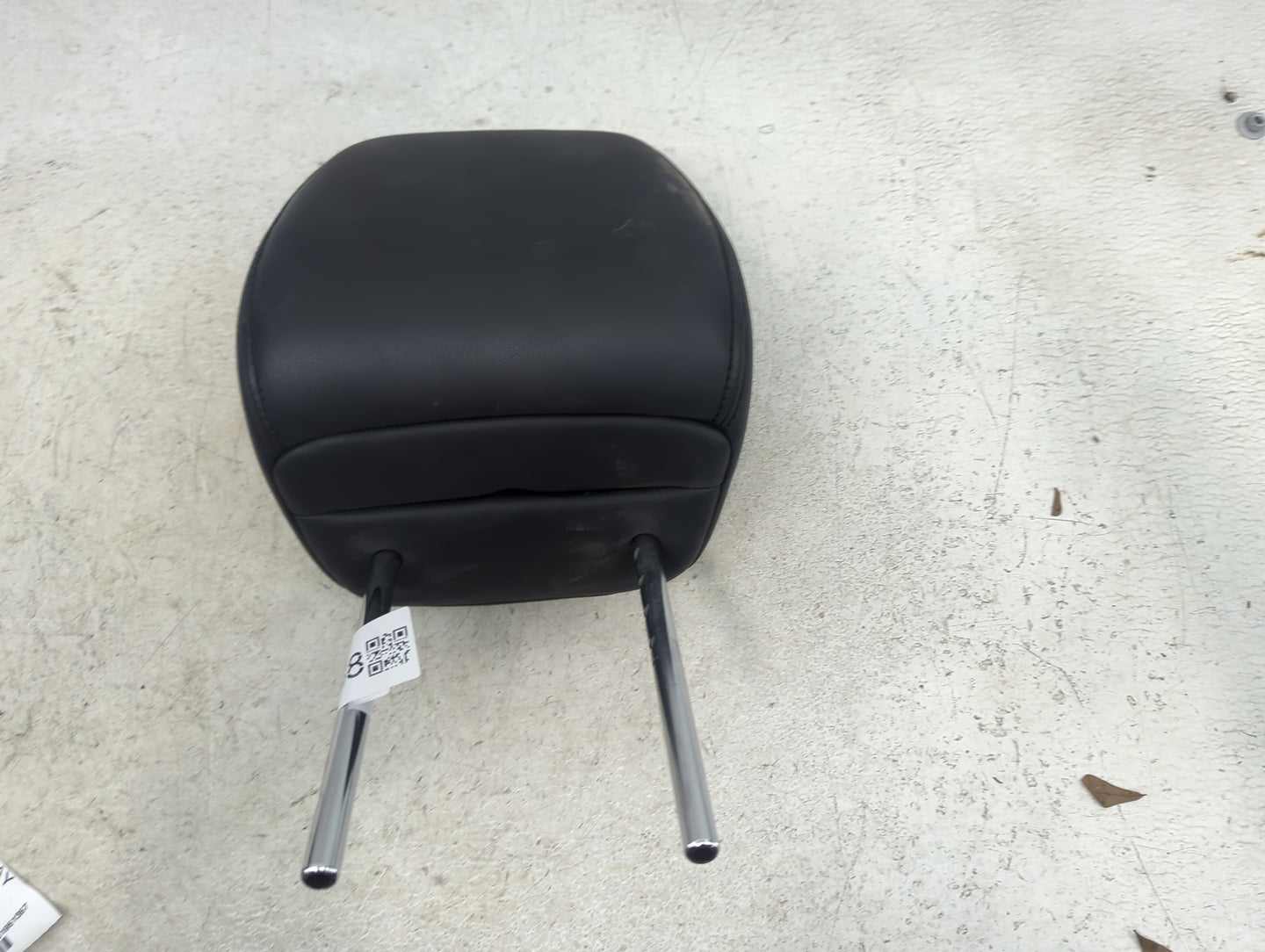 2016-2017 Infiniti Q50 Headrest Head Rest Front Driver Seat Black - Oemusedautoparts1.com