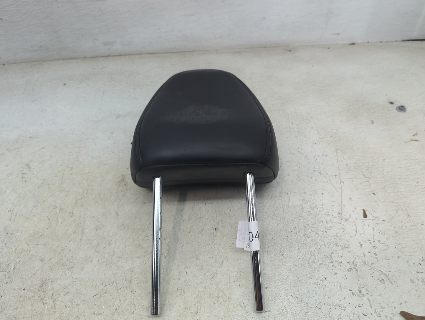 2016-2017 Infiniti Q50 Headrest Head Rest Front Driver Seat Black - Oemusedautoparts1.com
