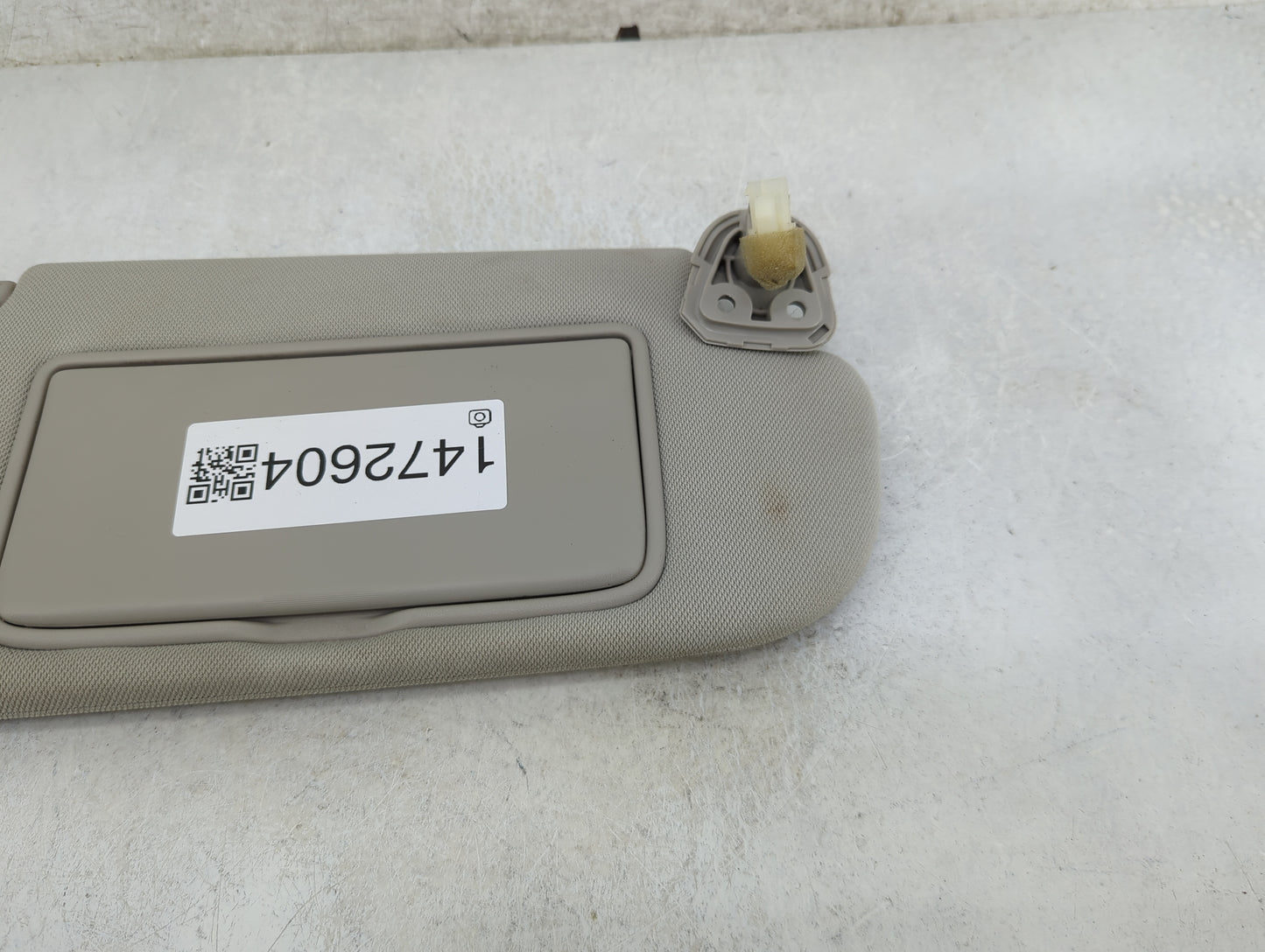 2014-2020 Infiniti Q50 Sun Visor Shade Replacement Passenger Right Mirror Fits Fits 2014 2015 2016 2017 2018 2019 2020 OEM U