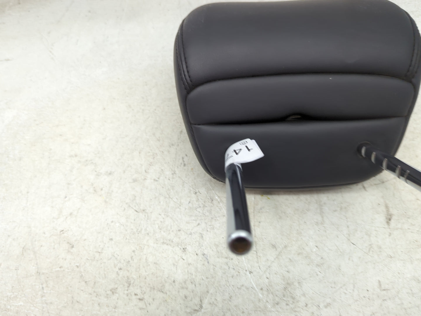 2016 Infiniti Q50 Headrest Head Rest Front Driver Seat Black 1473113 - Oemusedautoparts1.com