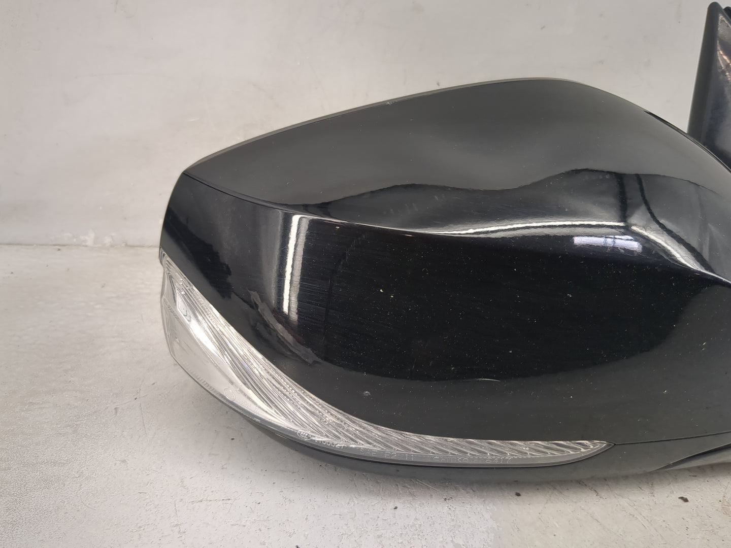 2016-2019 Infiniti Q50 Passenger Side View Mirror - Right Door Mirror OEM Used - Oemusedautoparts1.com